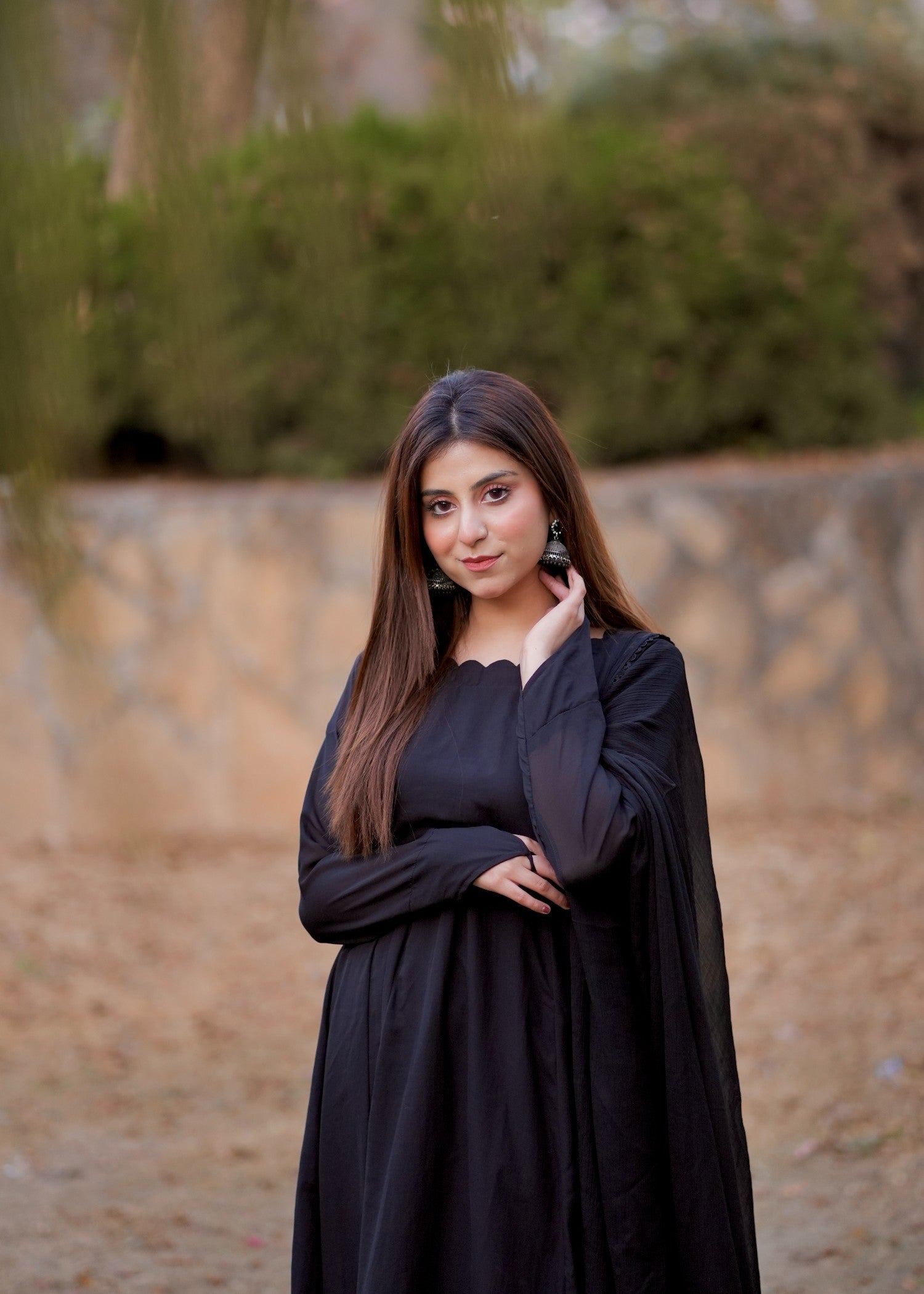 Nazmina Eclipse Noir Women 2pcs