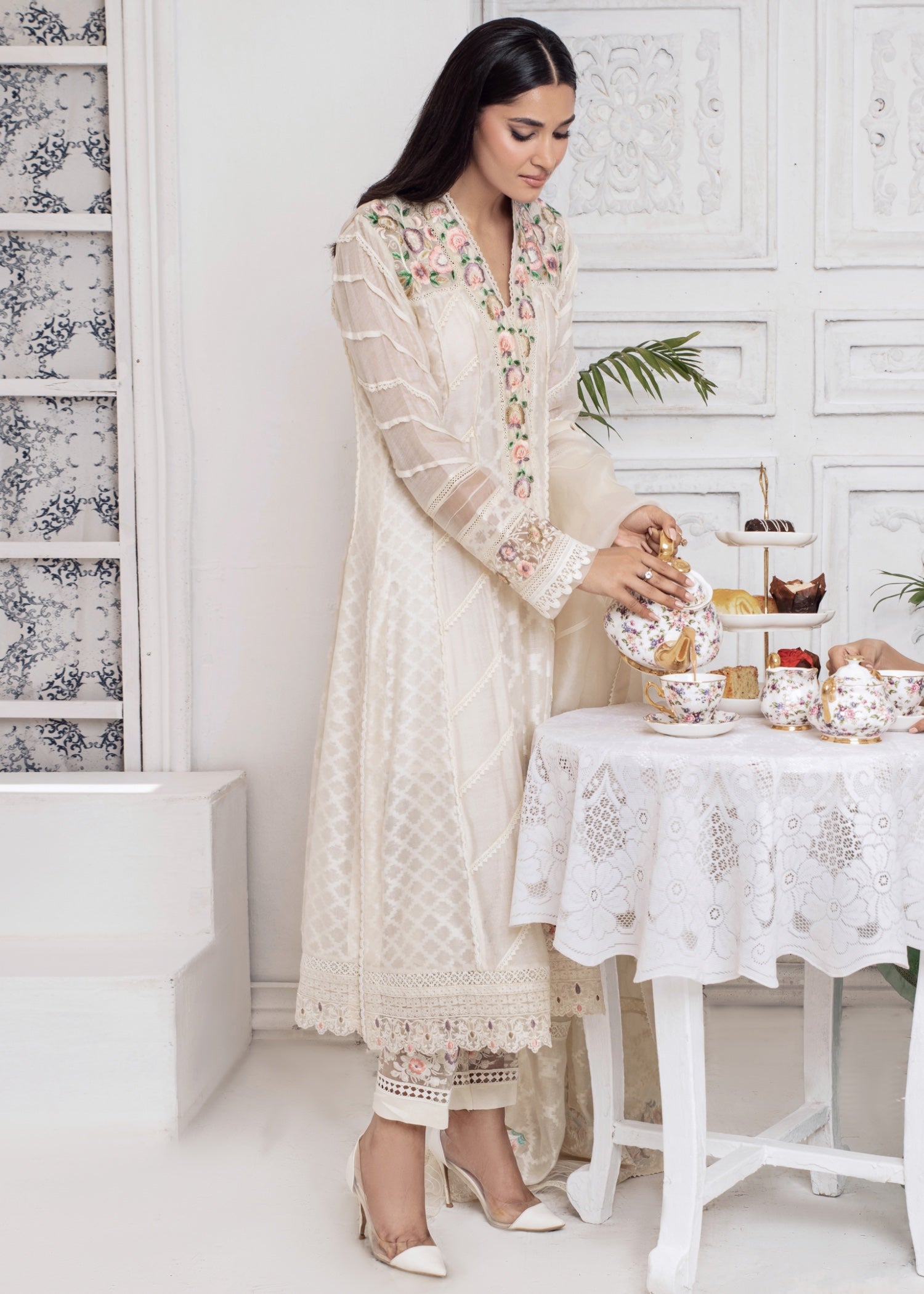 Ridah Naeem Ivory Elegance Opulence Women 2pcs