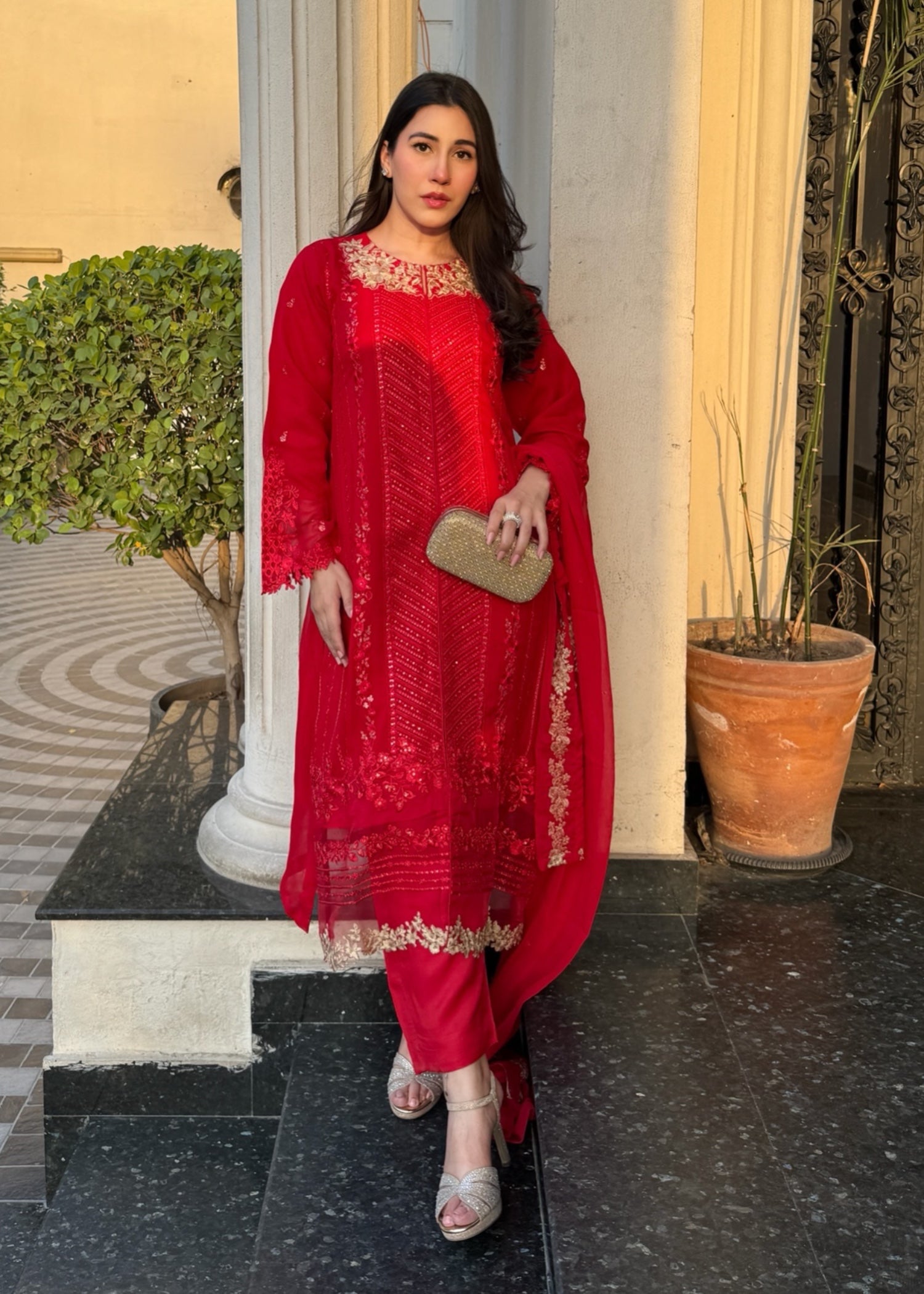 Ayesha B red (Aashi) Women 3pcs