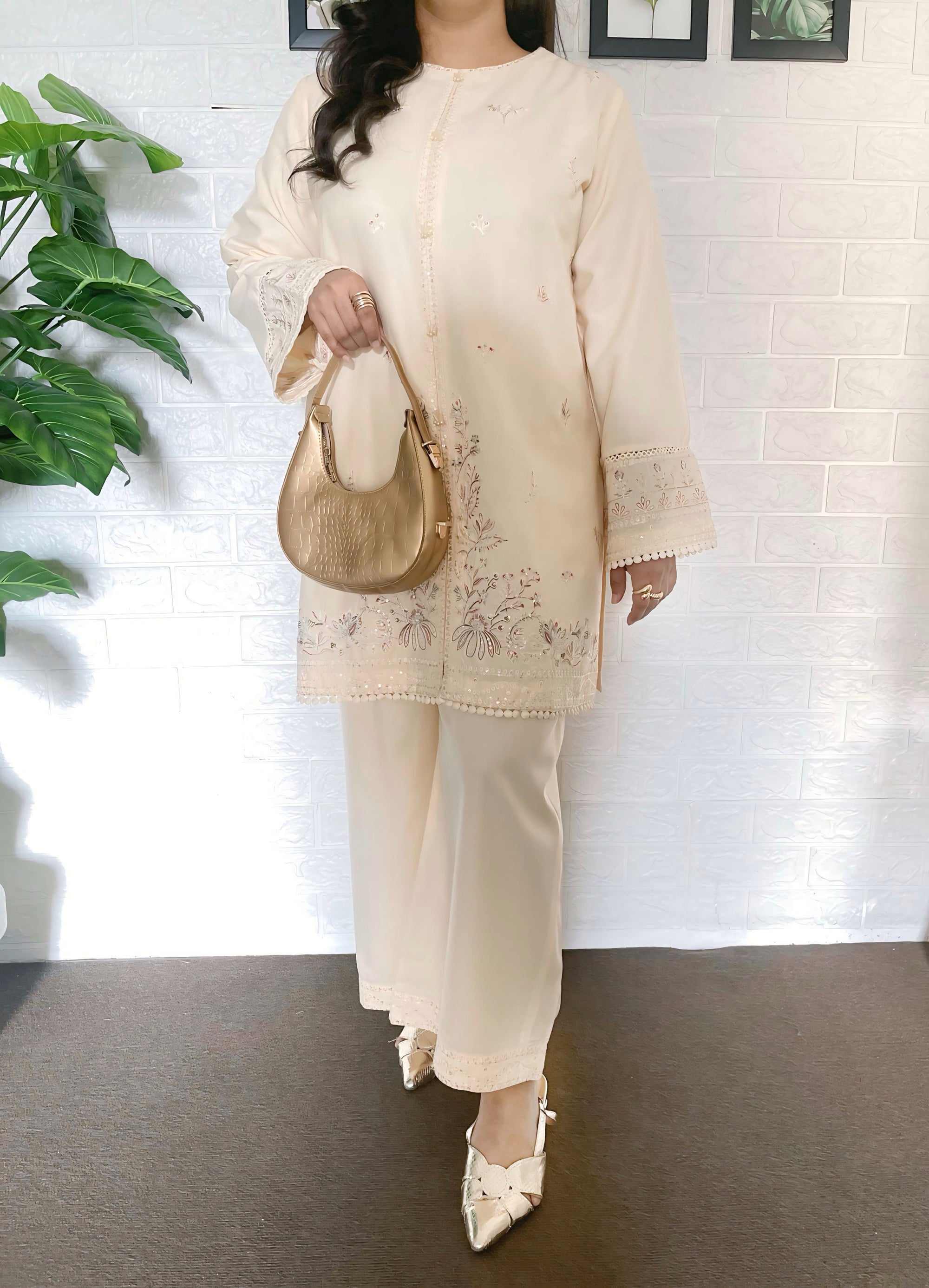 The Turkish Wear Sea Shell Pearl White Lawn Women 2pcs