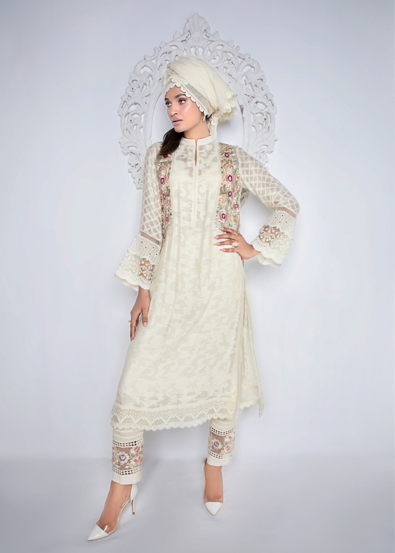Ridah Naeem Ivory Blossoms Women 2pcs