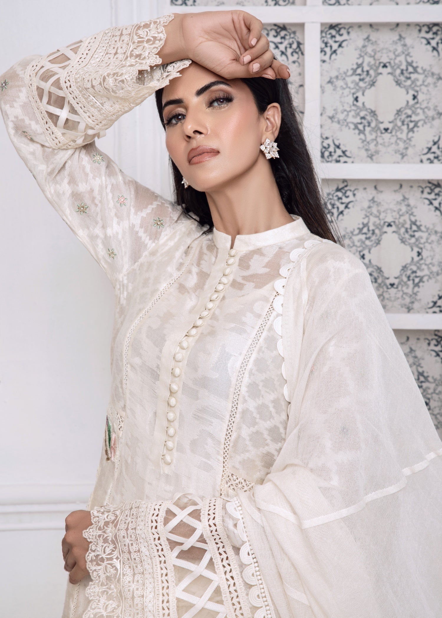 Ridah Naeem Ivory Chic Women 2pcs