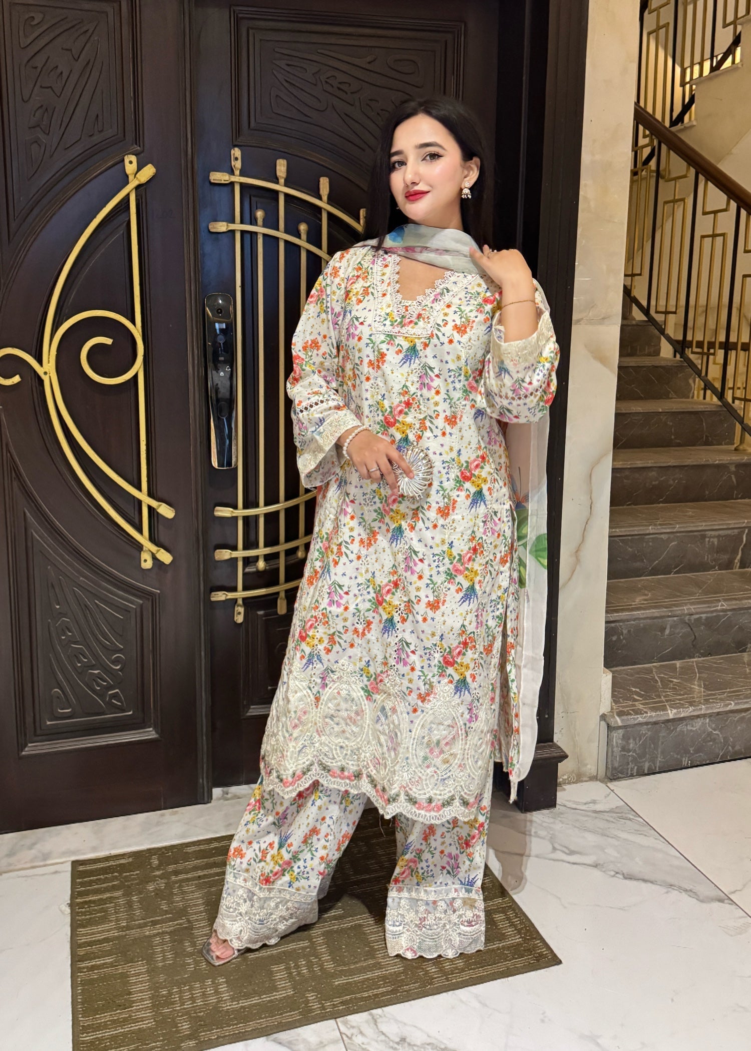 Suits By Sadia FLORAL WHITE LAWN Women 3pcs