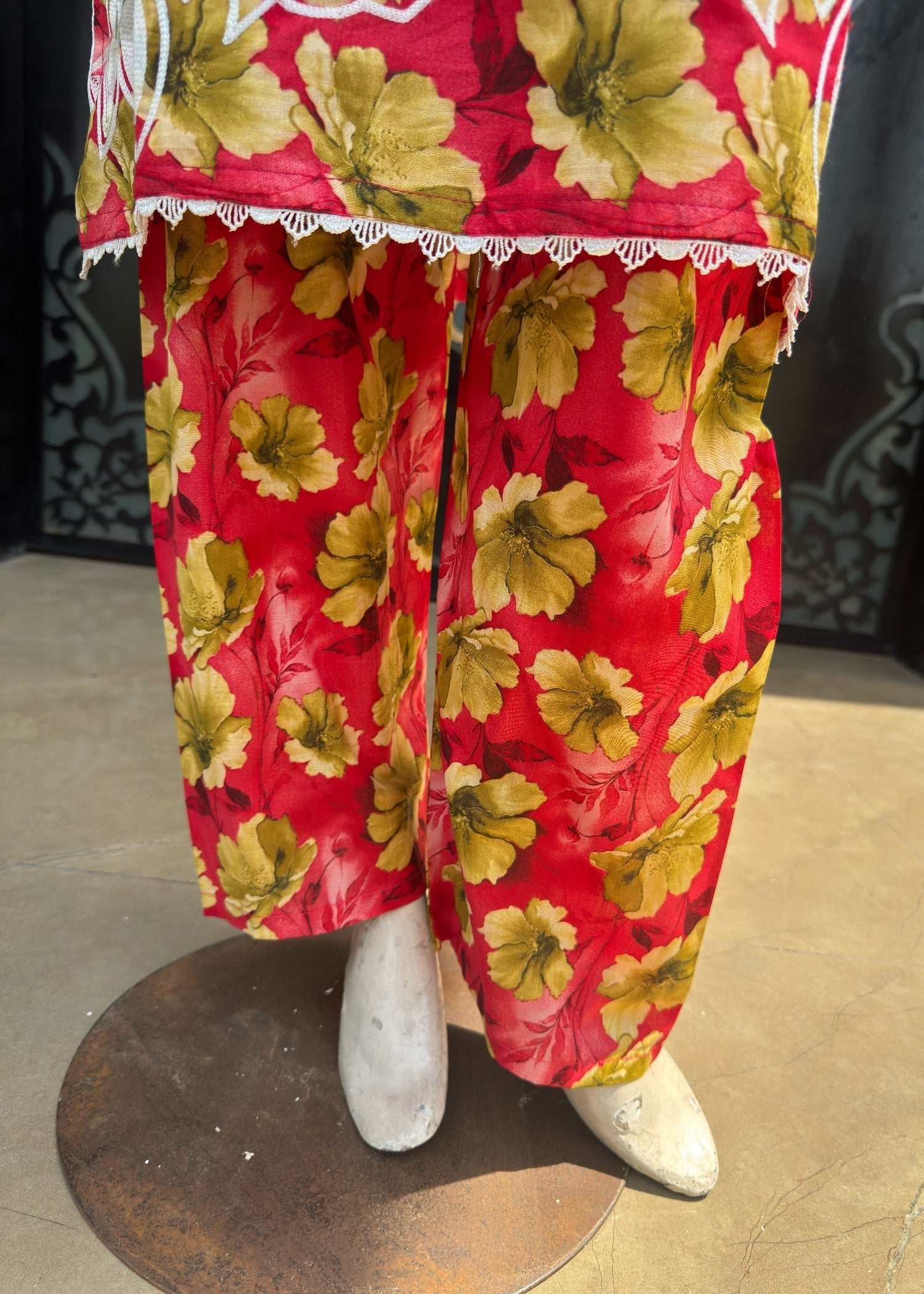 Noir Lawn Stitched Embroidered Duppata (jp60) Women 3pcs