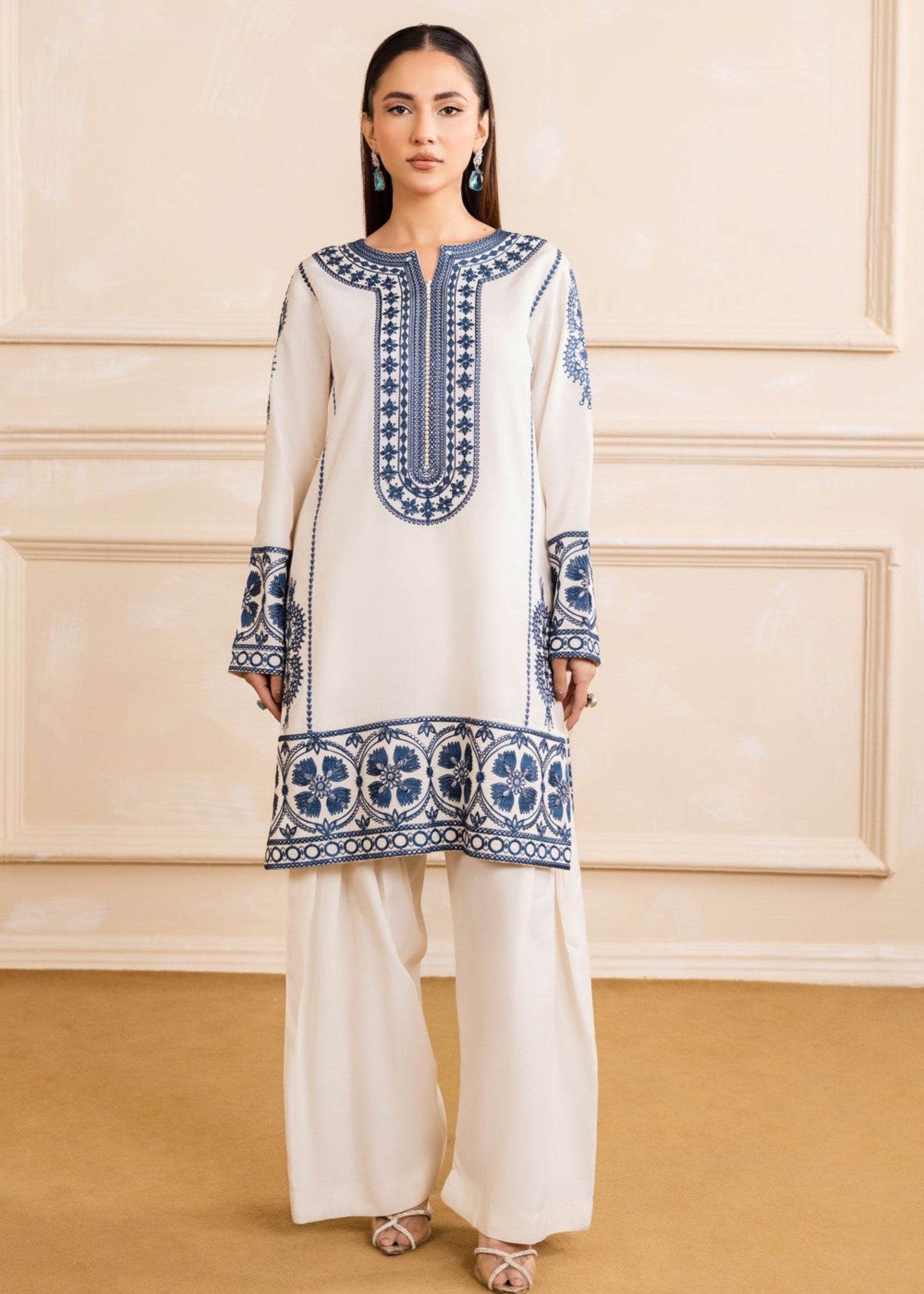 The Turkish Wear White Set Women 2pcs