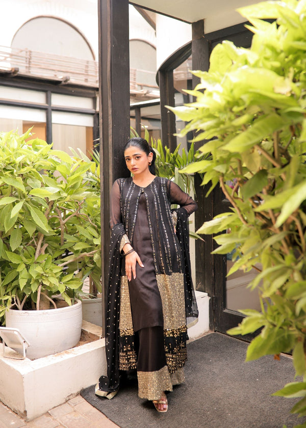 Rang-e-Haya Anchal / Black Women 4pcs