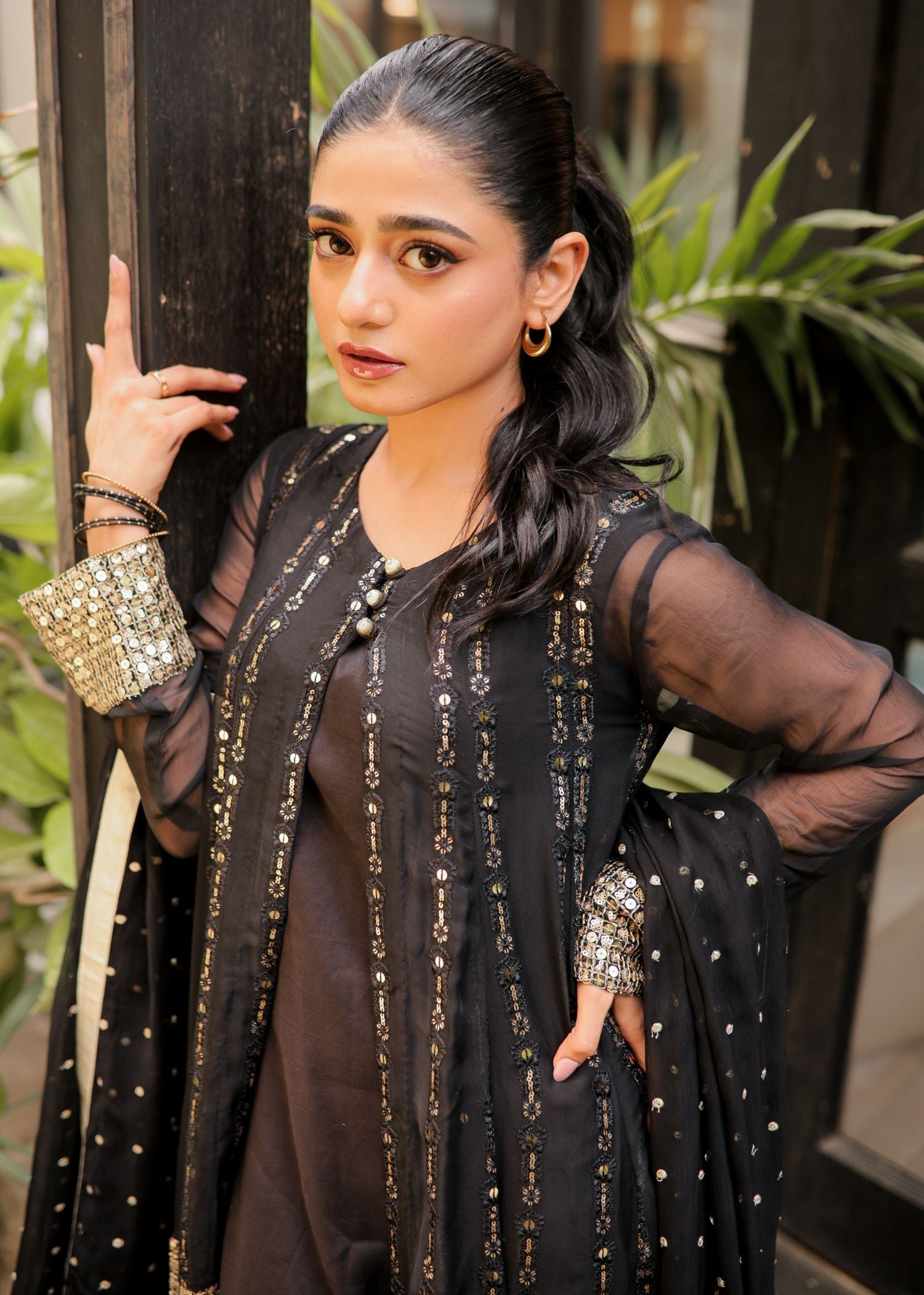 Rang-e-Haya Anchal / Black Women 4pcs