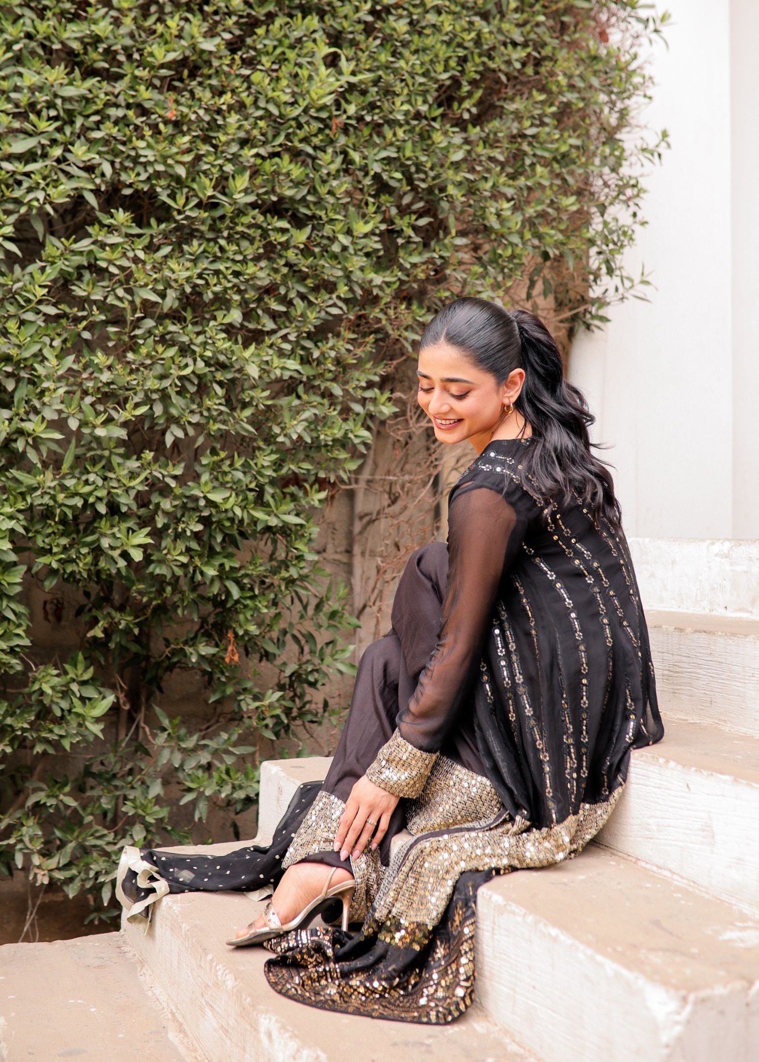 Rang-e-Haya Anchal / Black Women 4pcs