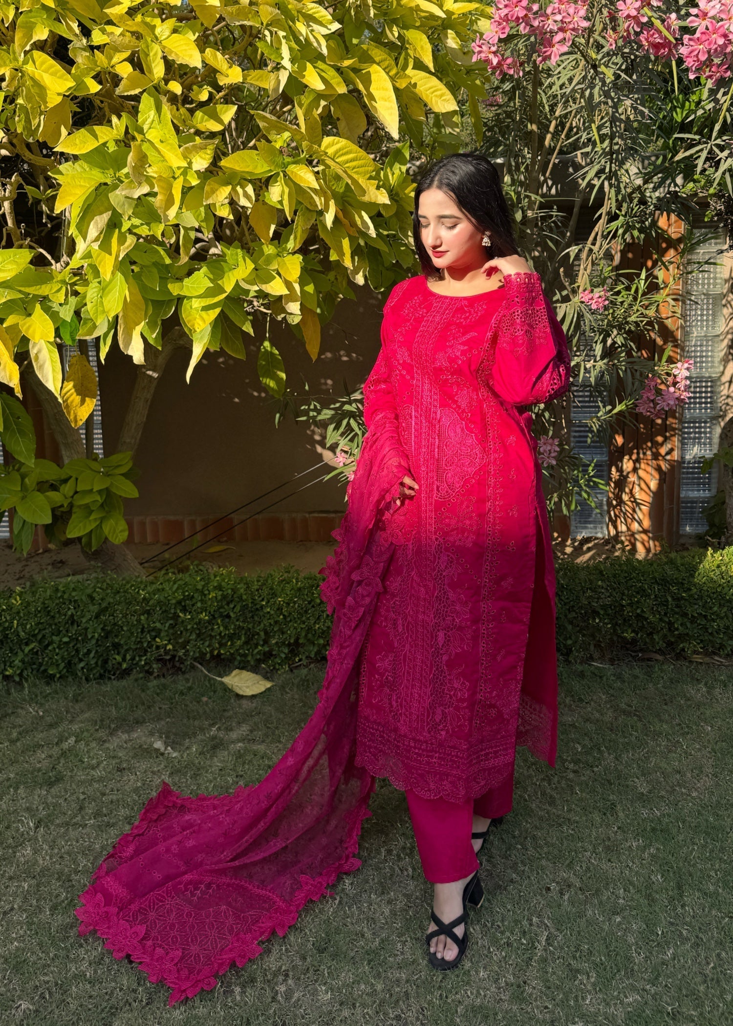 Suits By Sadia Shocking pink lawn Women 3pcs
