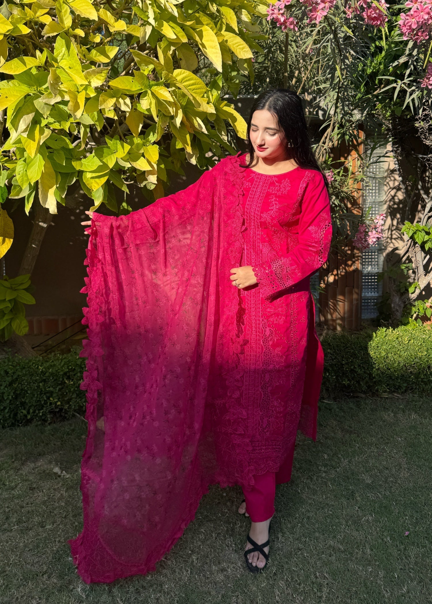 Suits By Sadia Shocking pink lawn Women 3pcs