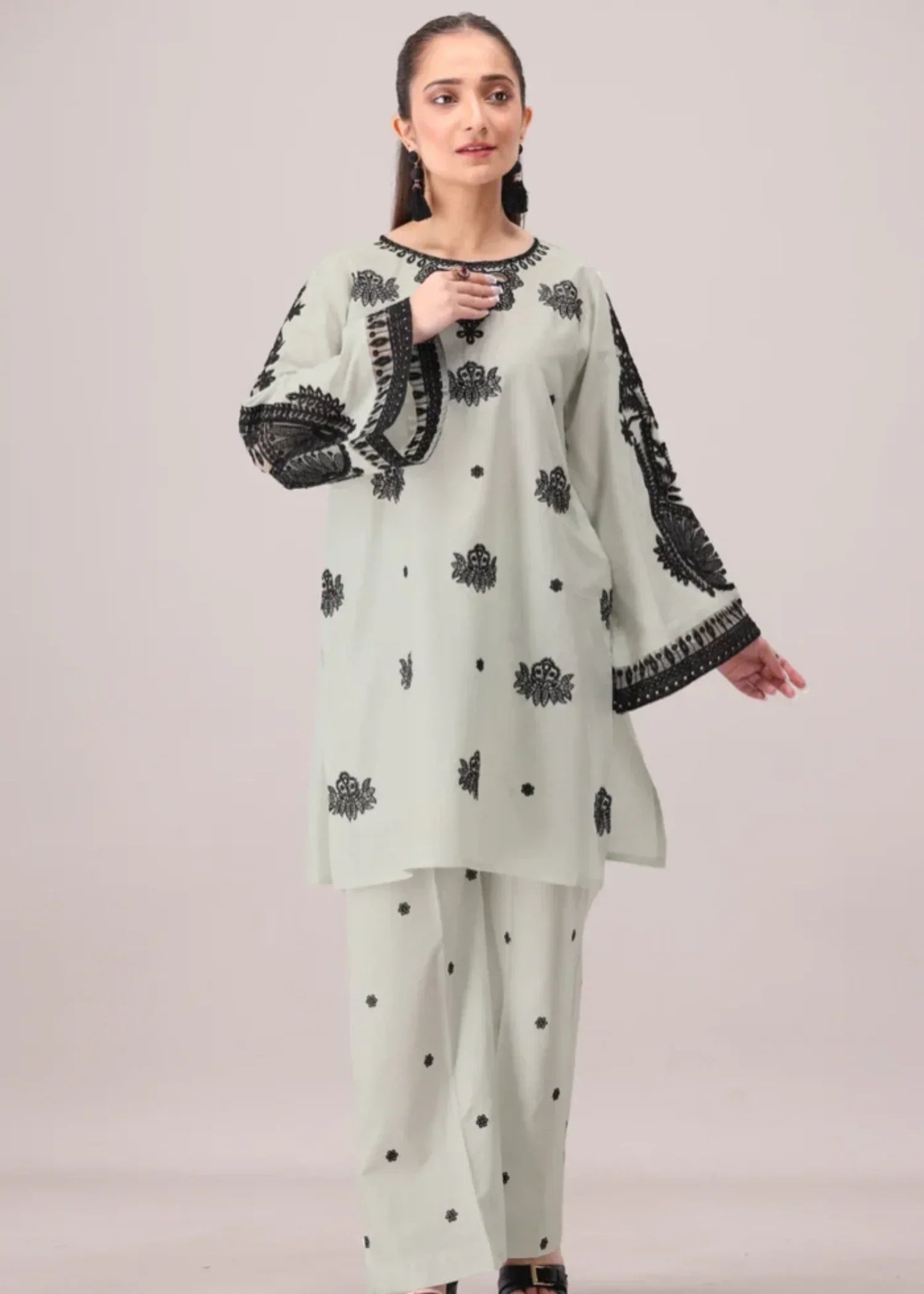 Mohagni LEM 24 EMBROIDERED LAWN Women 2pcs