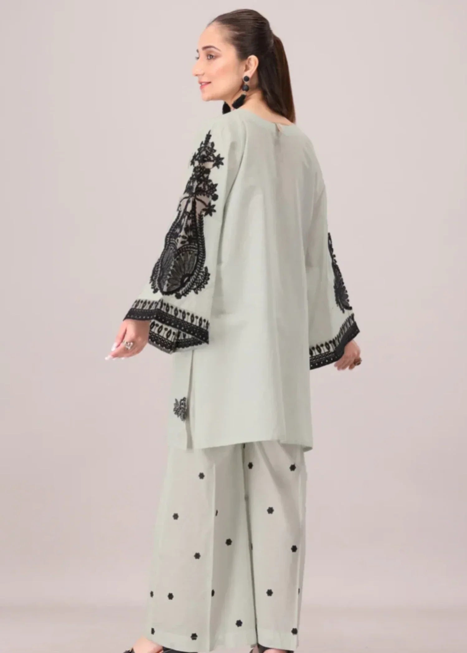 Mohagni LEM 24 EMBROIDERED LAWN Women 2pcs