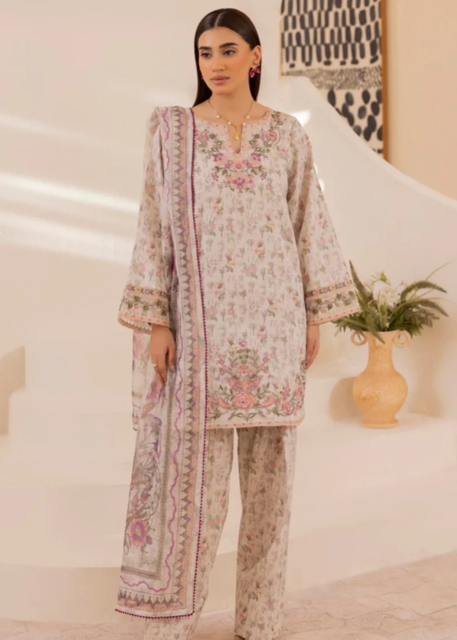 Mohagni LP 02 LAWN PRINTED Women 3pcs