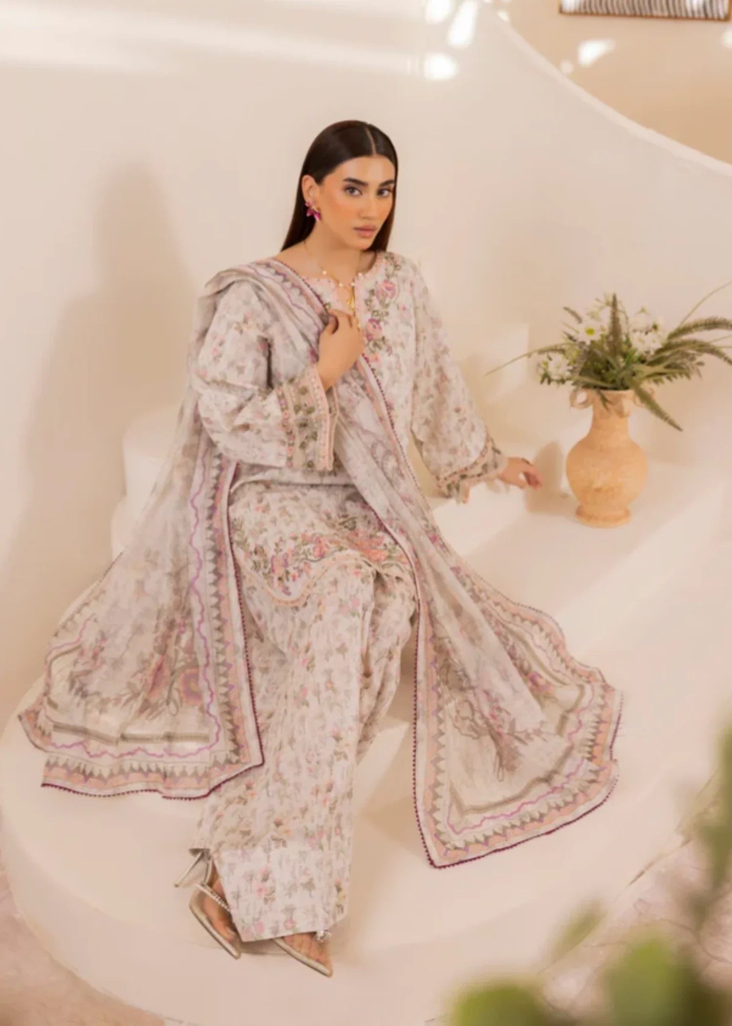 Mohagni LP 02 LAWN PRINTED Women 3pcs