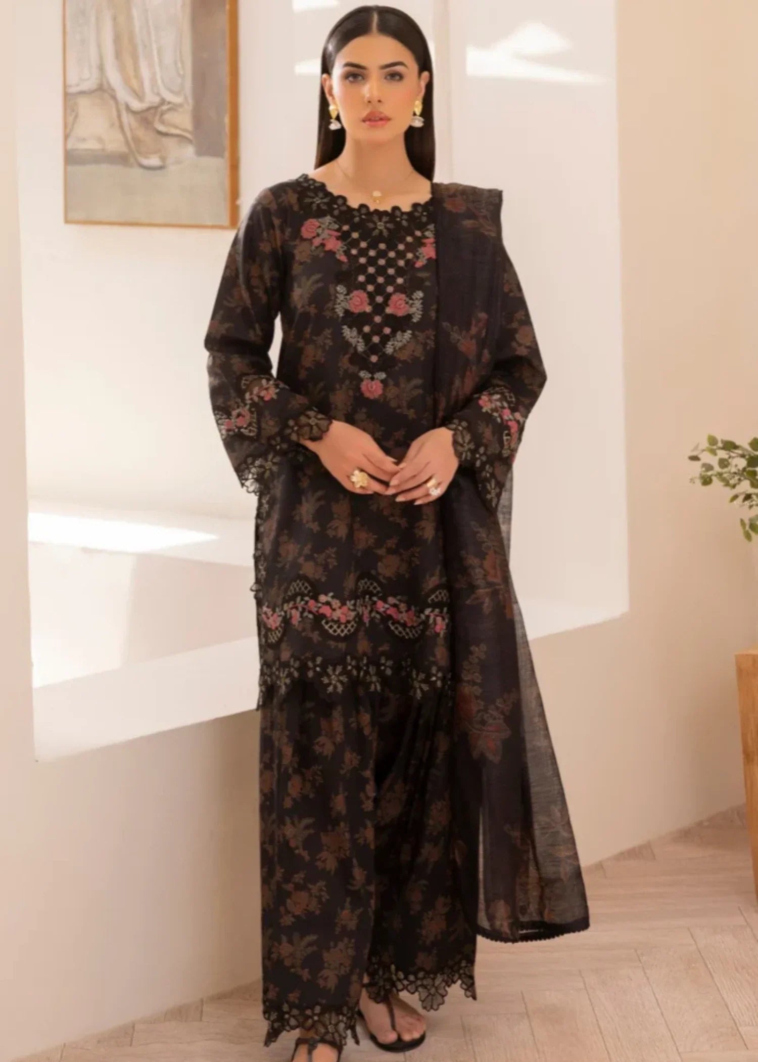 Mohagni LP 05 LAWN PRINTED Women 3pcs