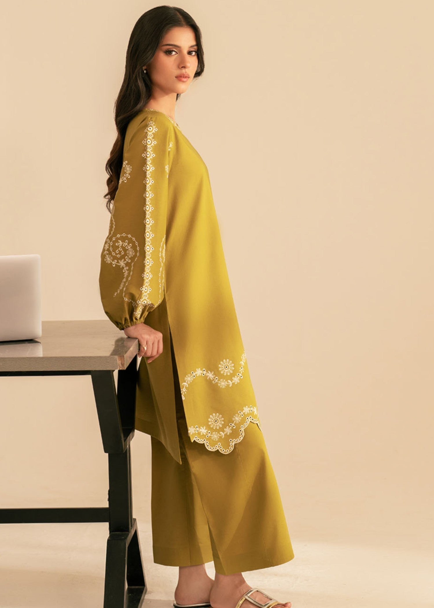 Yards MELLOW Women 2pcs