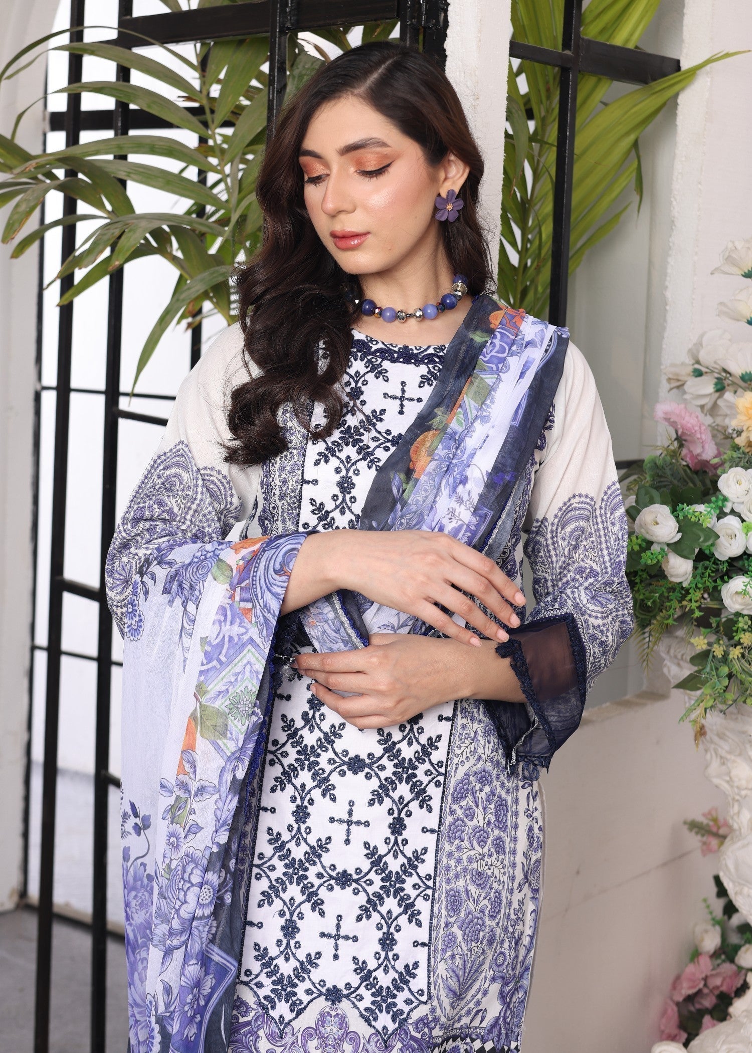 Polawn PD 24 205 | AAFREEN PRET LAWN COLLECTION Women 3pcs
