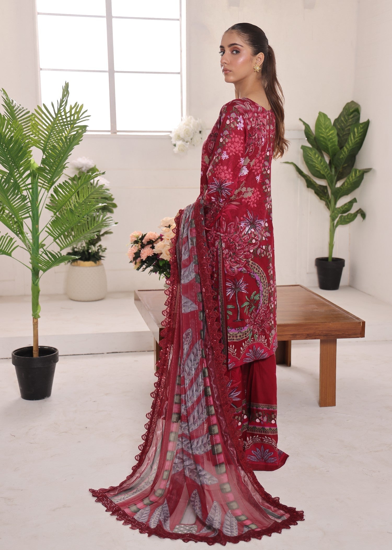 Polawn PD LAWN 25 415 B | PRET LAWN COLLECTION Women 3pcs