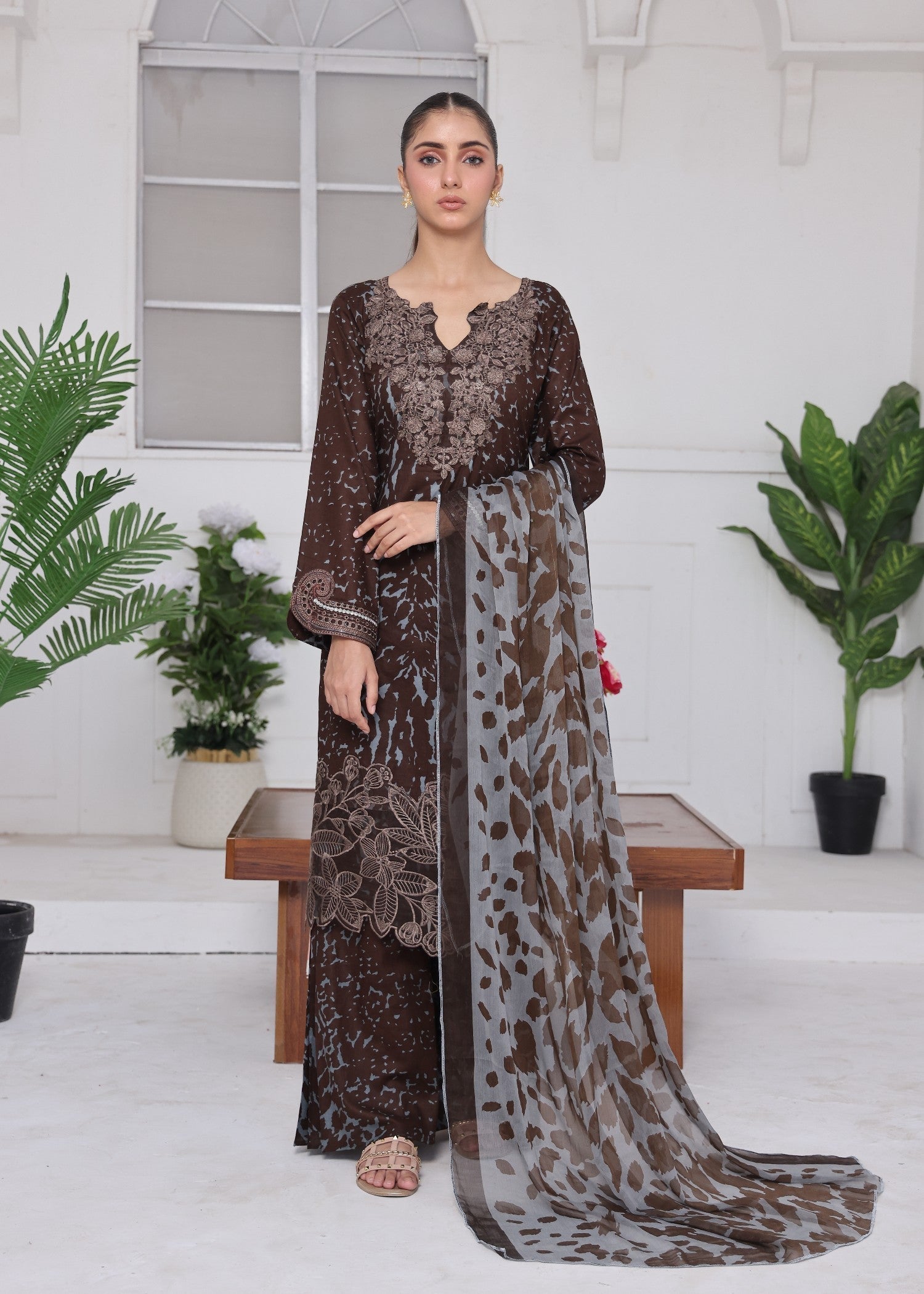 Polawn PD LAWN 25 426 | PRET LAWN COLLECTION Women 3pcs