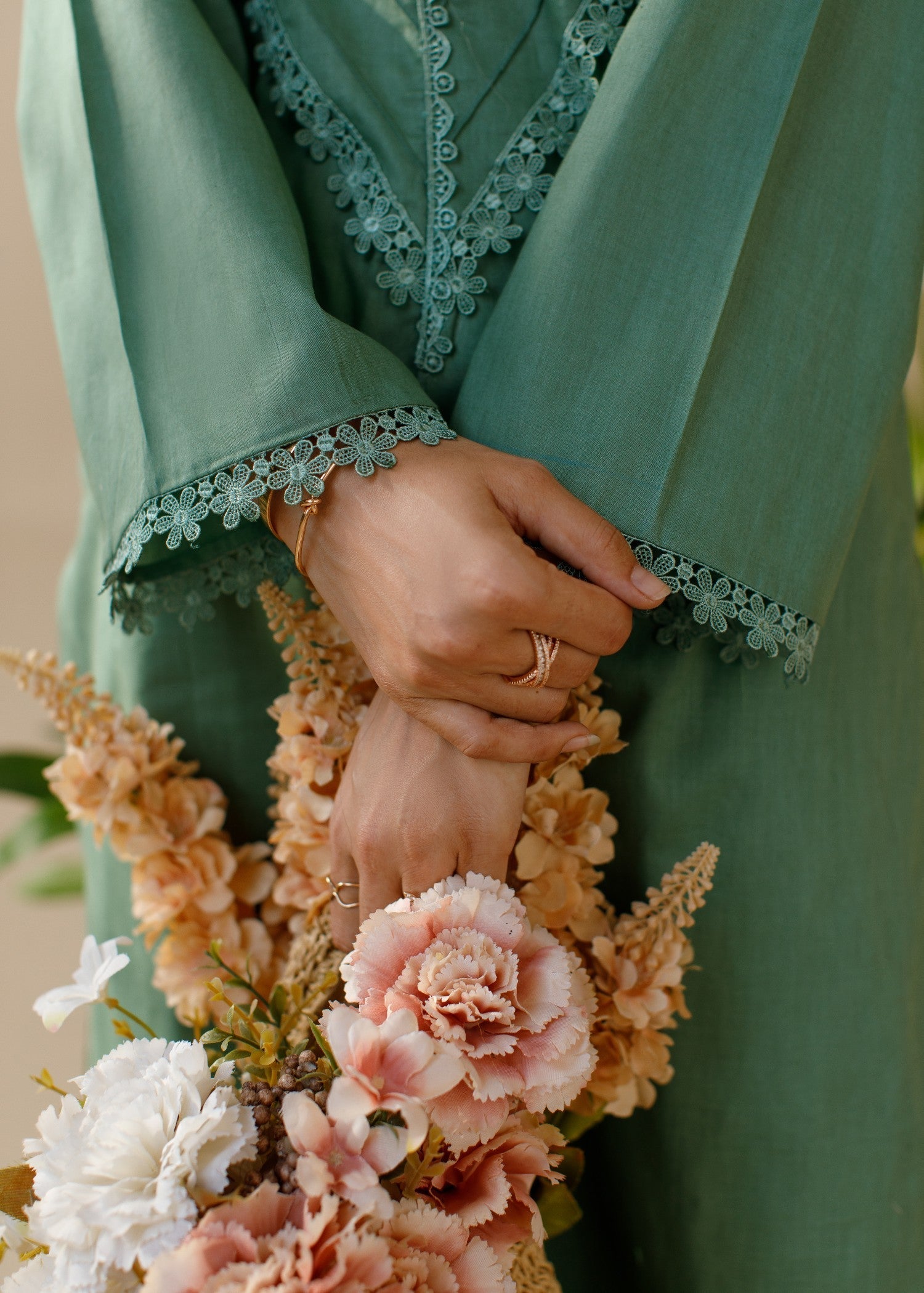 Ombrella Official Petal Co ord Set Women 2pcs