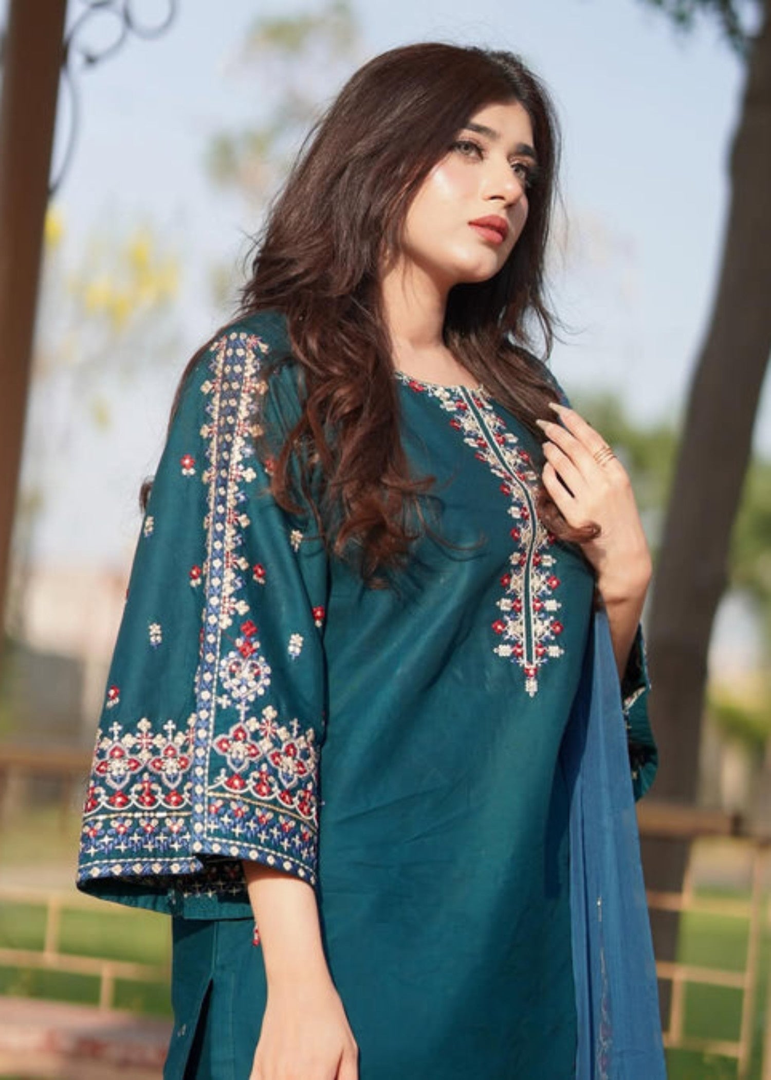 Saifron NISHA LAWN Women 3pcs