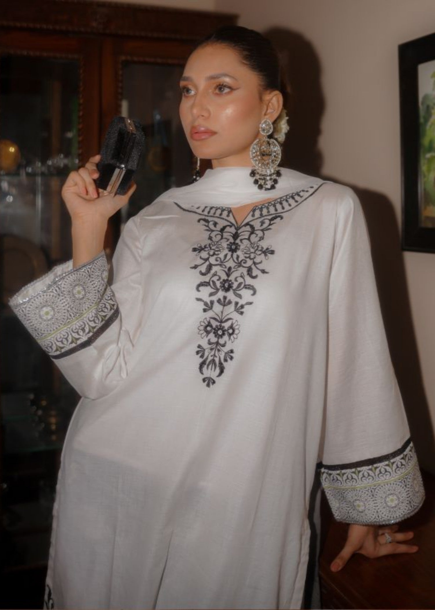 The Affordable Designer B&W DHAKA Women 3pcs