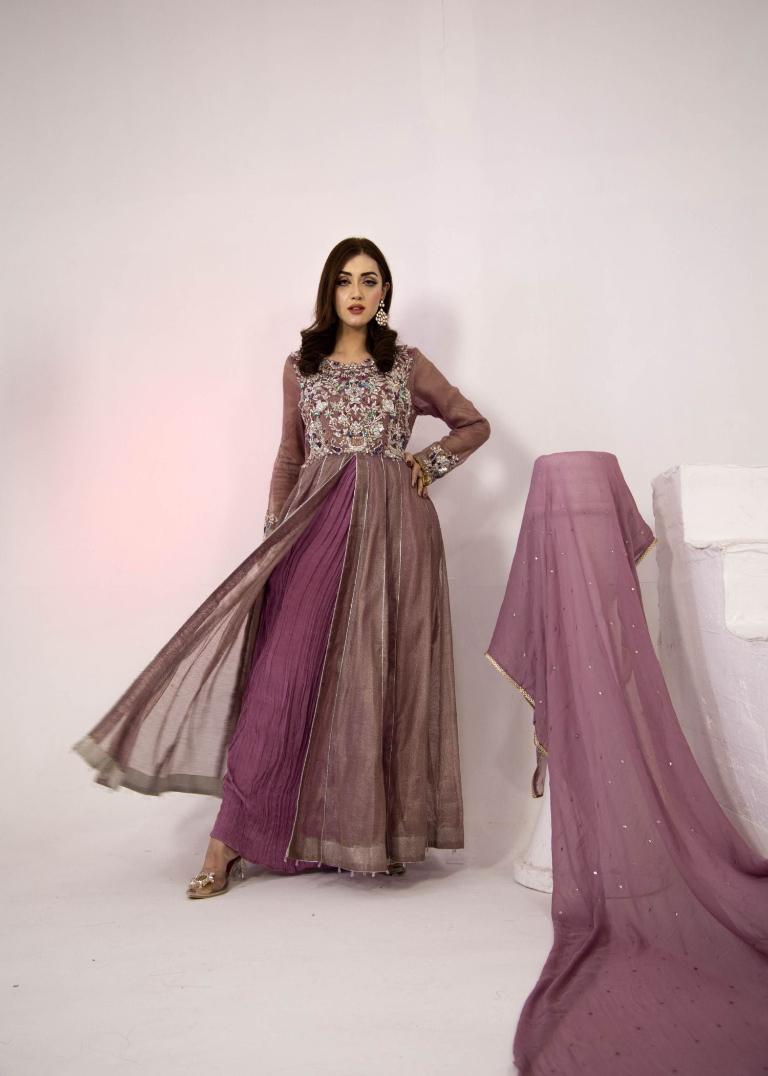 Manaal Arfeen Floral Kalidar Women 3pcs