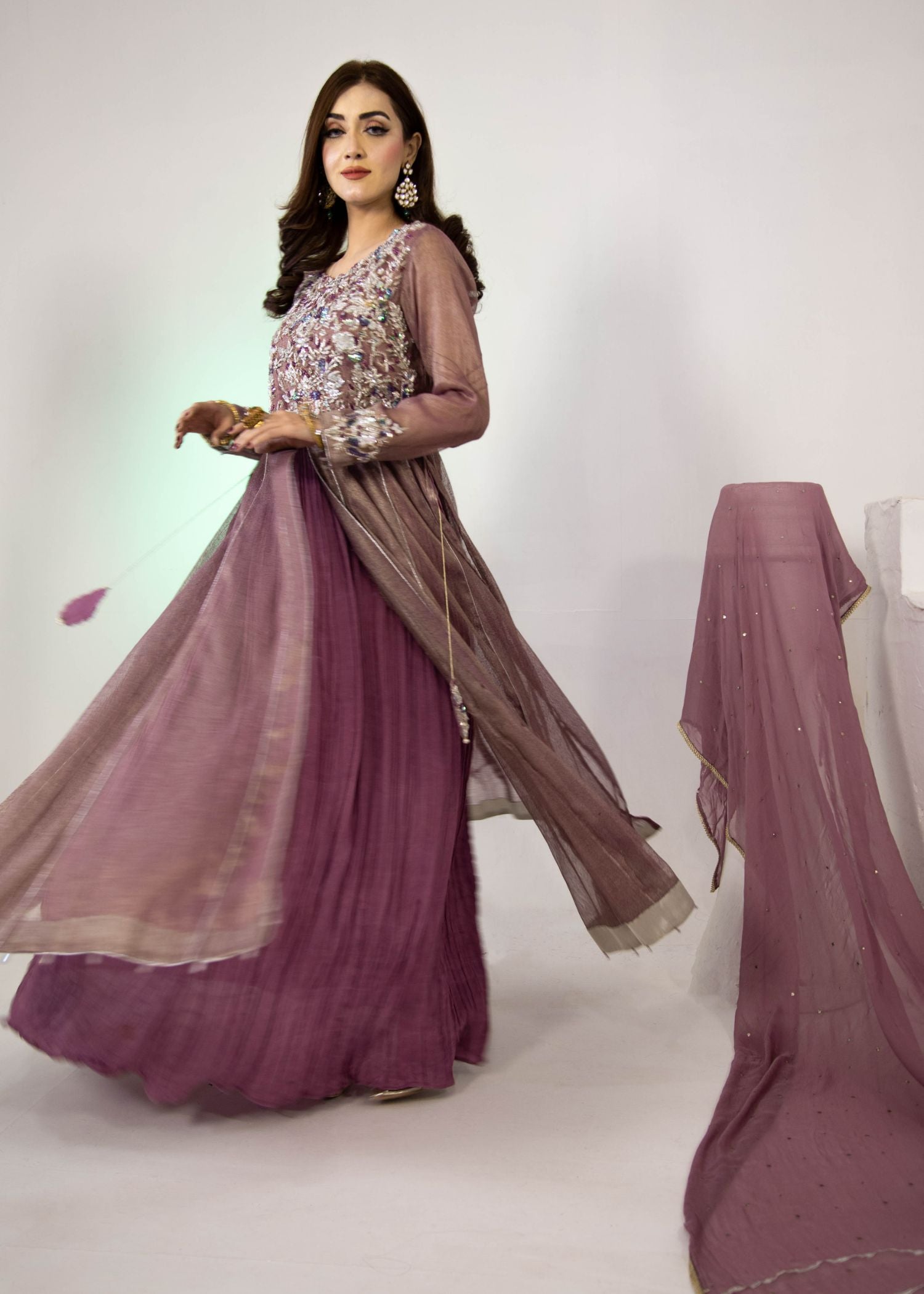 Manaal Arfeen Floral Kalidar Women 3pcs