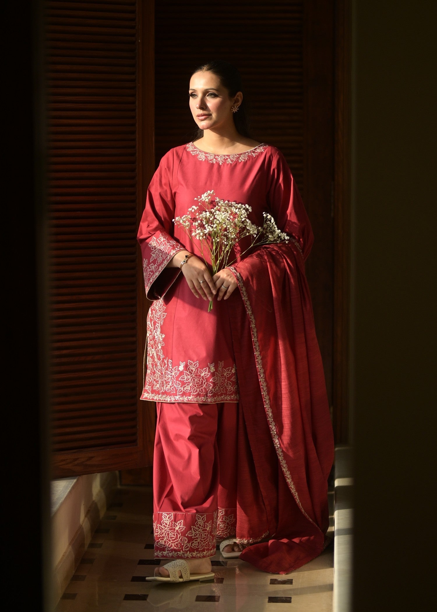 Ayesha Mubariz AVELINE LAWN RUBY RED Embroidered (AM028) Women 3pcs