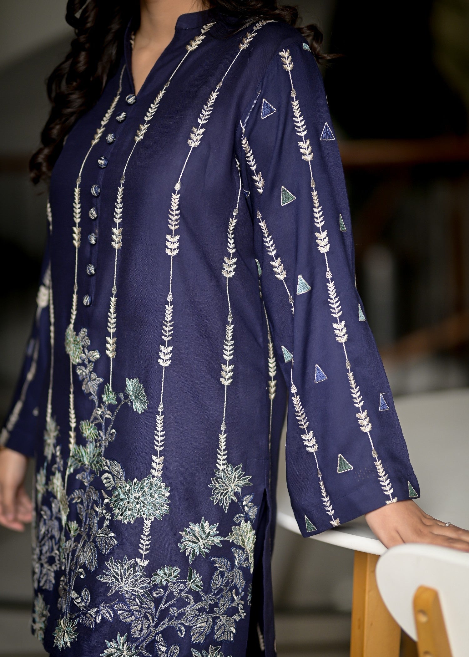 Ayesha Mubariz Zilar – Linen Navy Blue Embroidered Pret (AM024) Women 2pcs