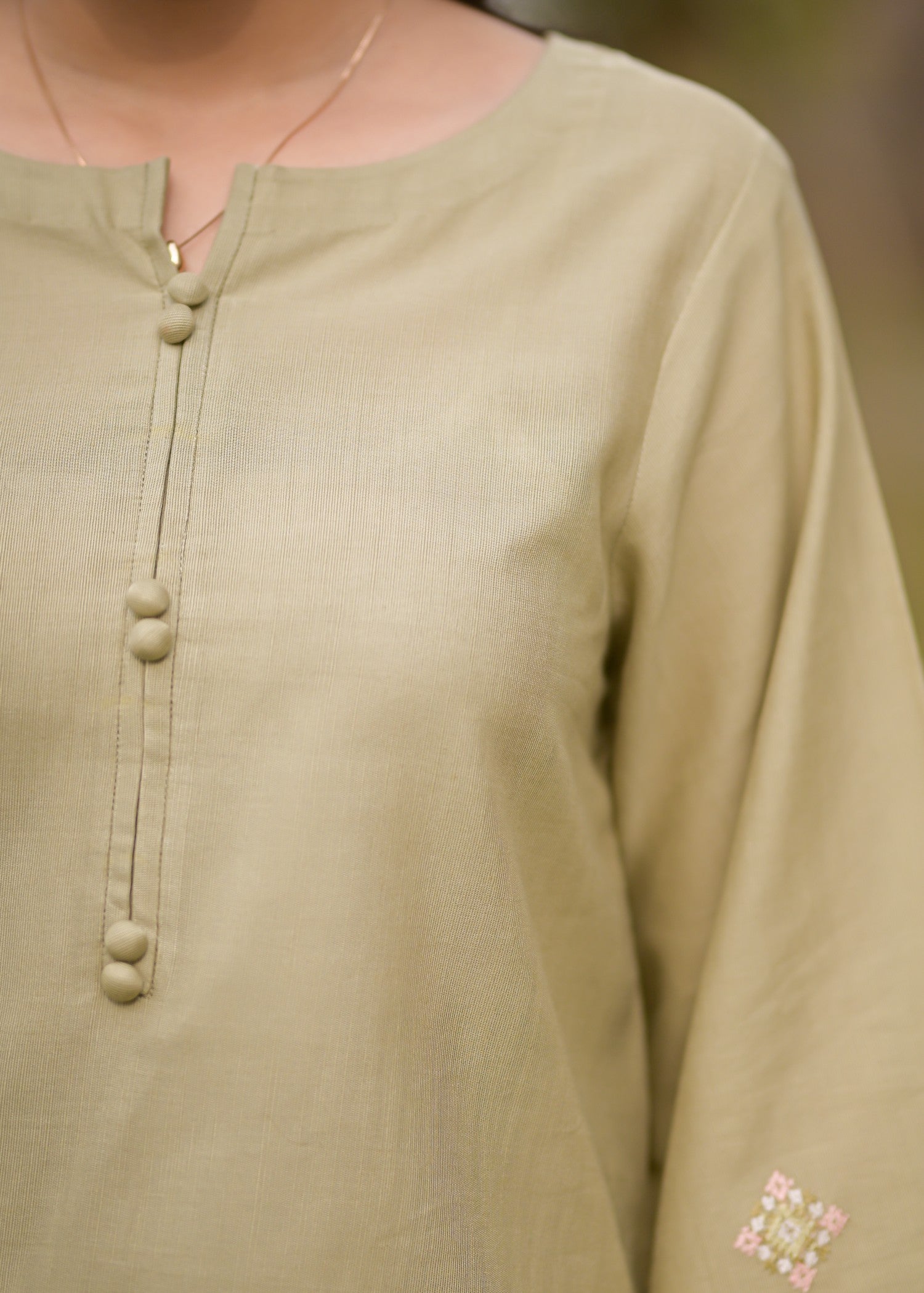 Ayesha Mubariz Zerua – Khaddar Pistachio Green Embroidered Pret (AM023) Women 2pcs