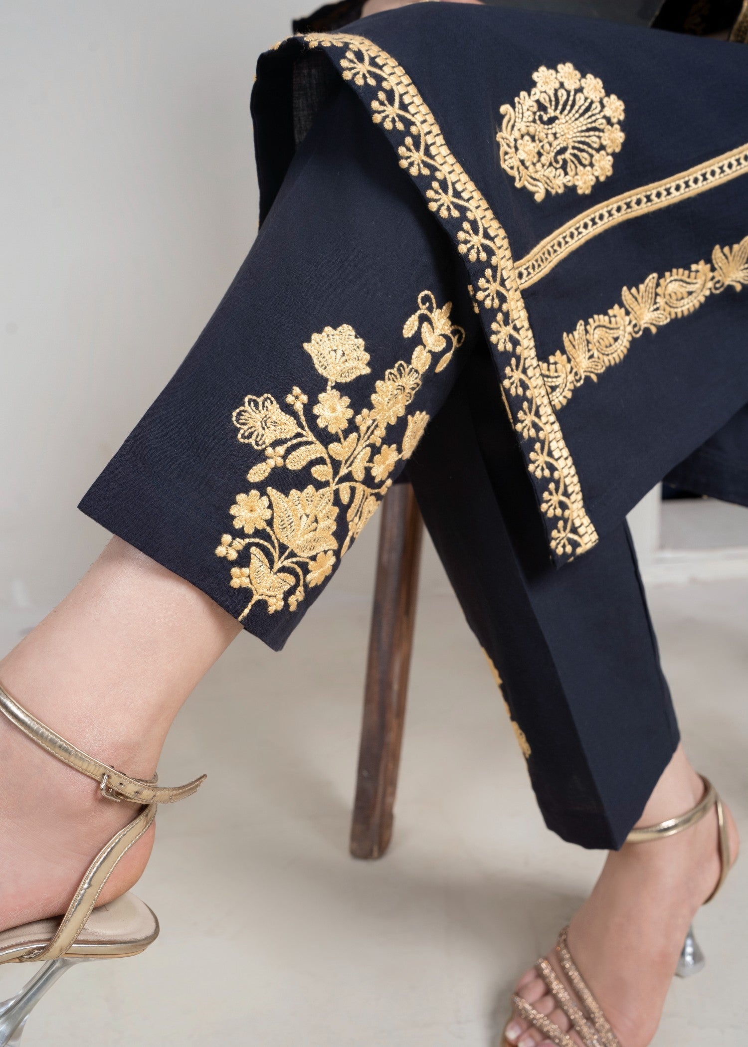 Musani Embroidered Lawn Navy Blue (Pret) Women 2pcs