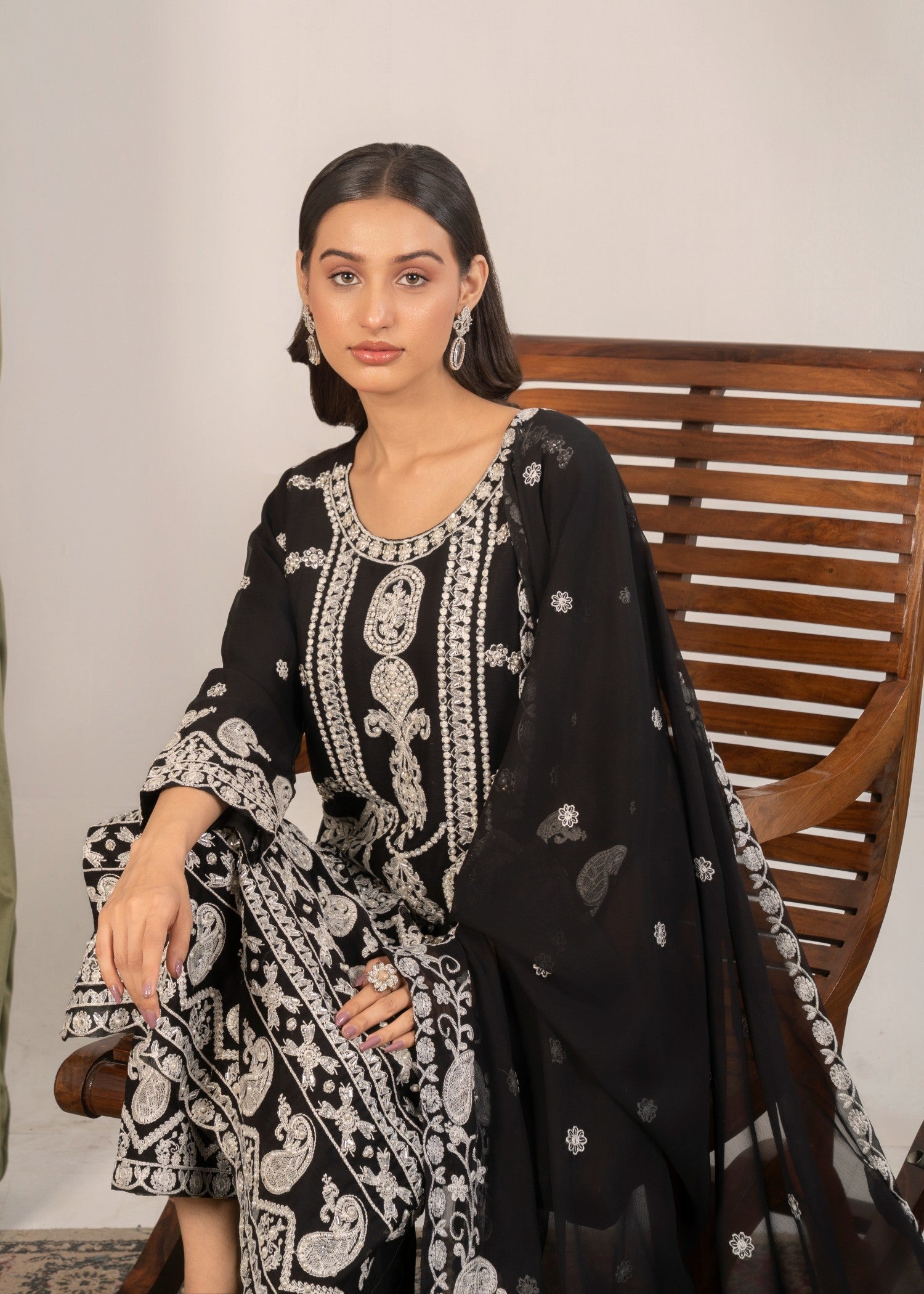 Four Season Boutique AFROZ BLACK Women 3pcs