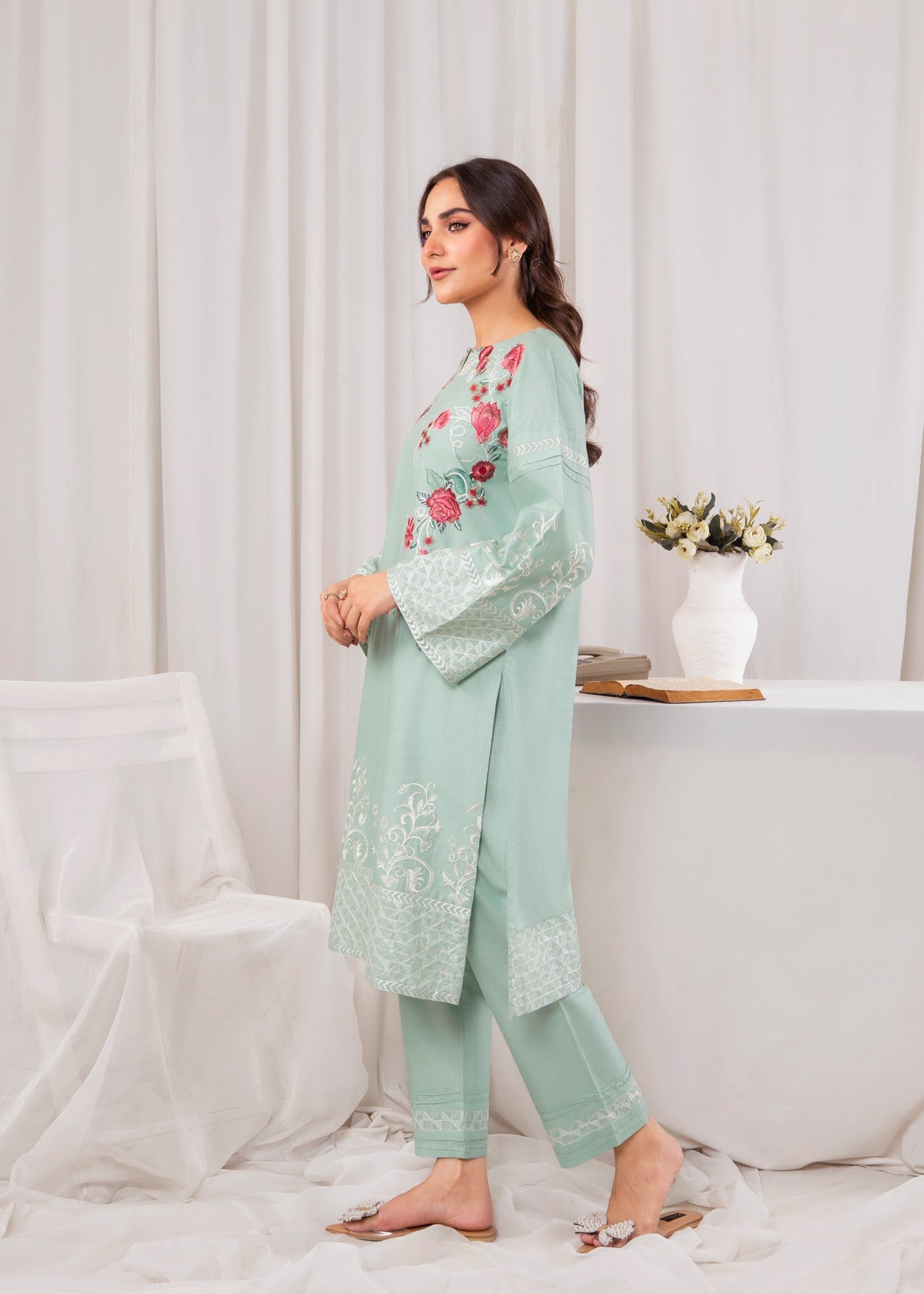 Zoya&Zafar Embroé Women 2pcs