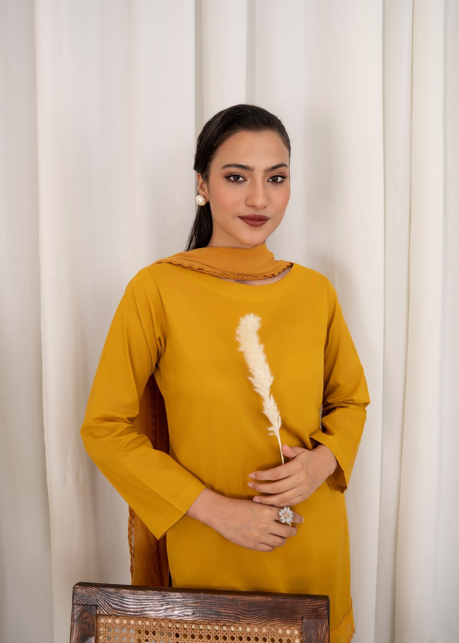 Onyx Sunehri Women 3pcs