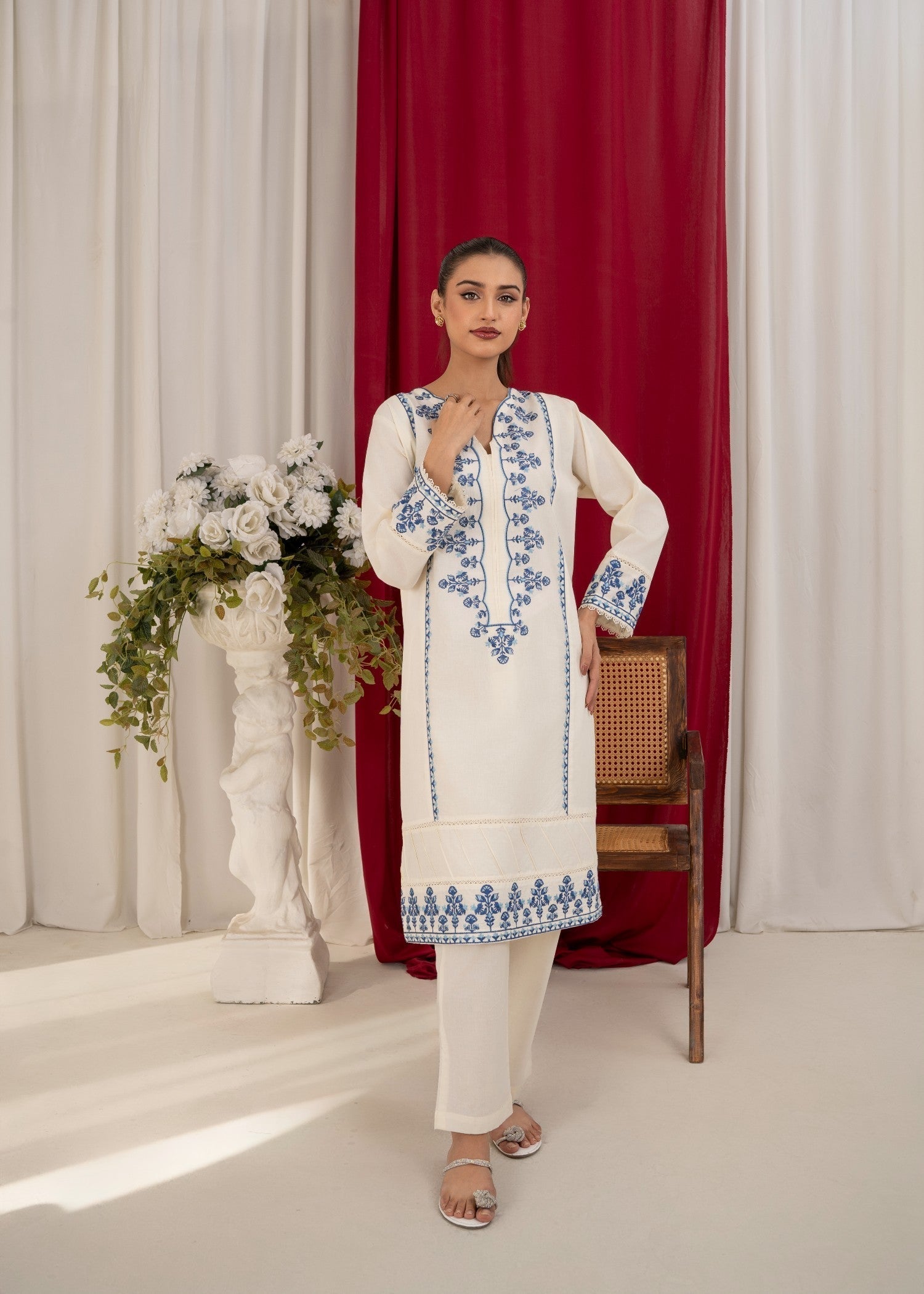 Ramal Rpyal stitched embroidered lawn dress Women 2pcs