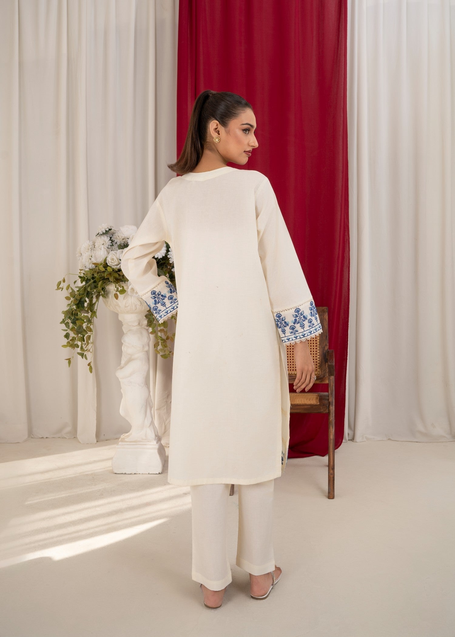 Ramal Rpyal stitched embroidered lawn dress Women 2pcs