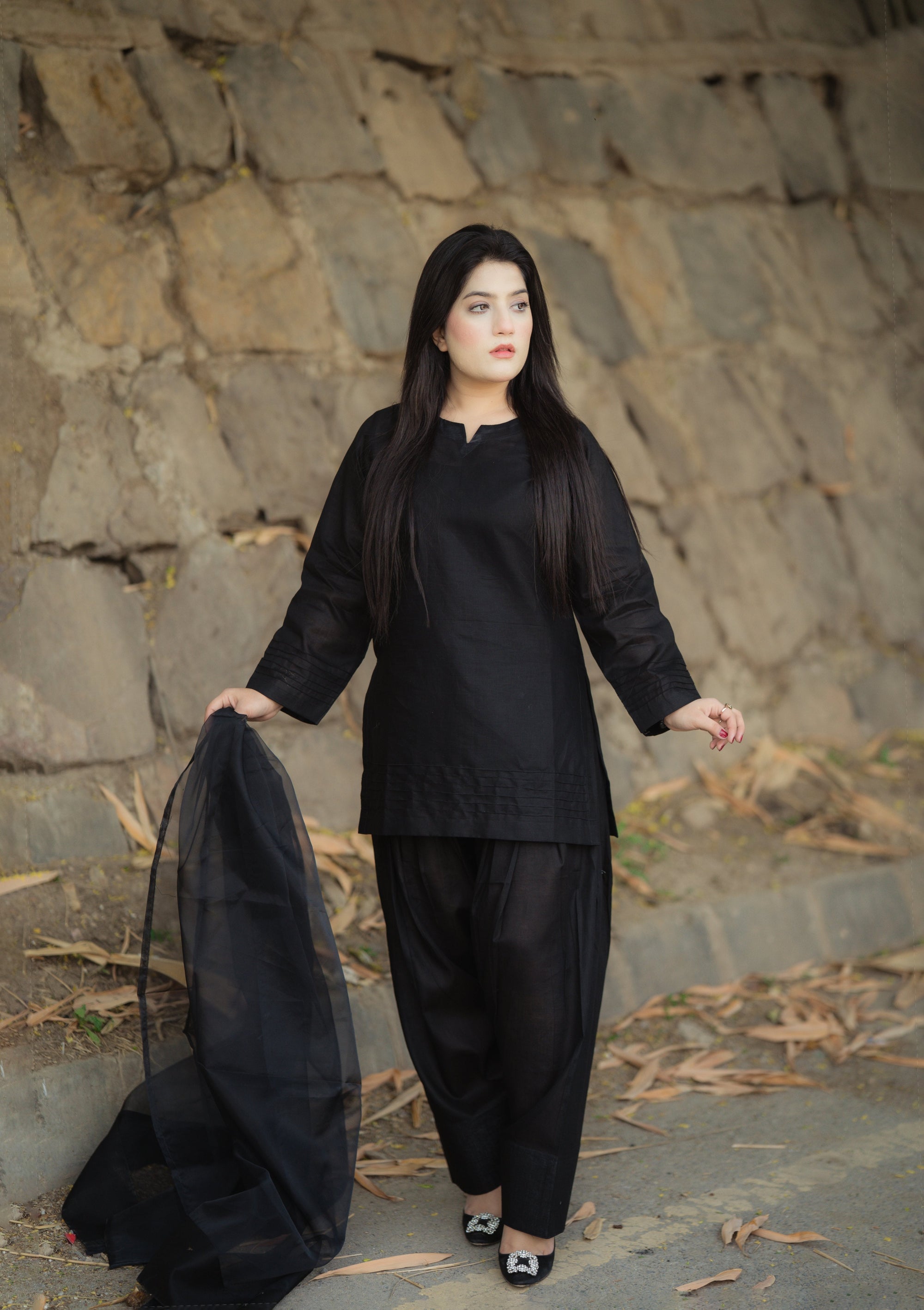 Kaamdar By Nofl Farooq Farshi Shalwar 006 Women 3pcs
