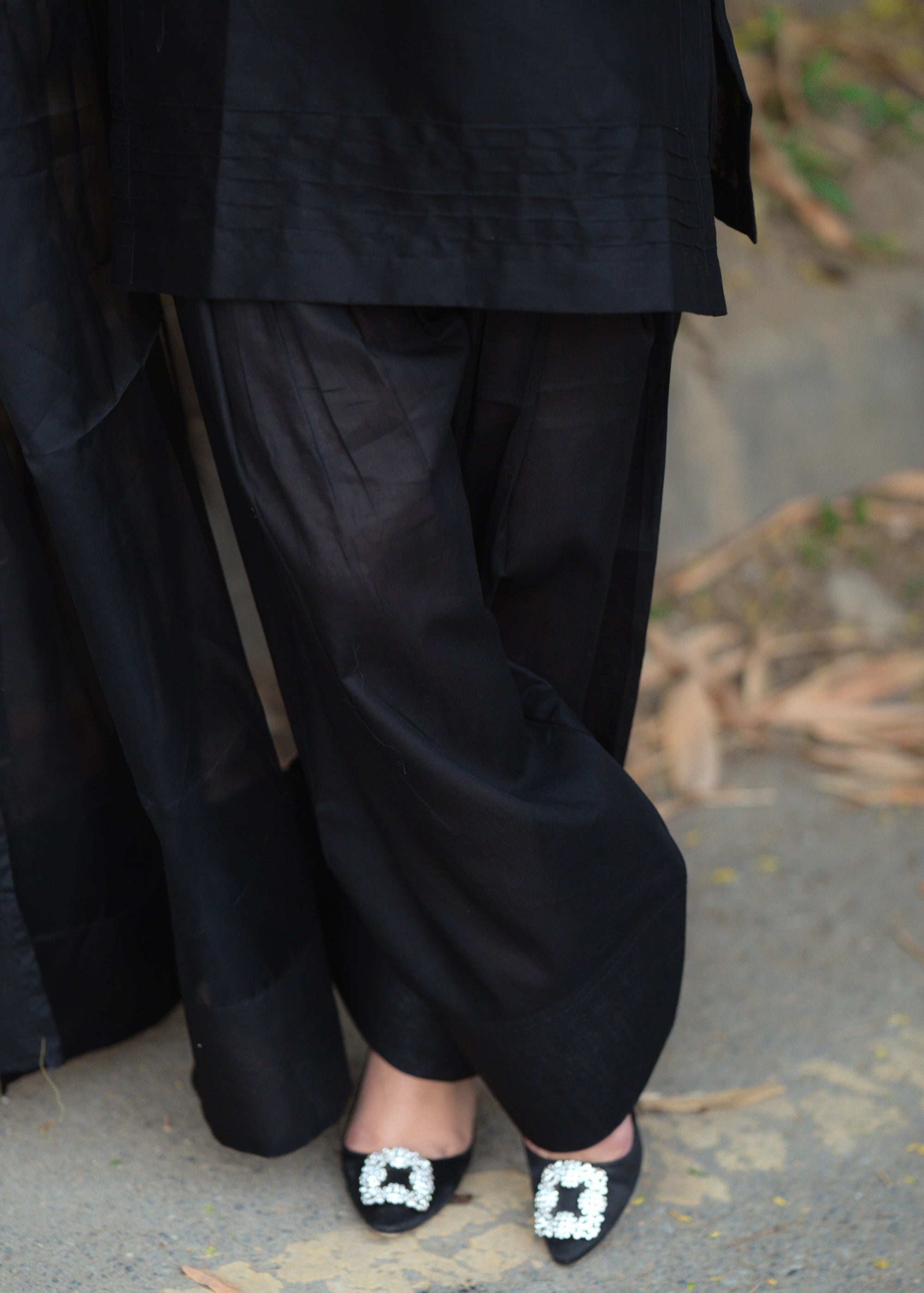 Kaamdar By Nofl Farooq Farshi Shalwar 006 Women 3pcs