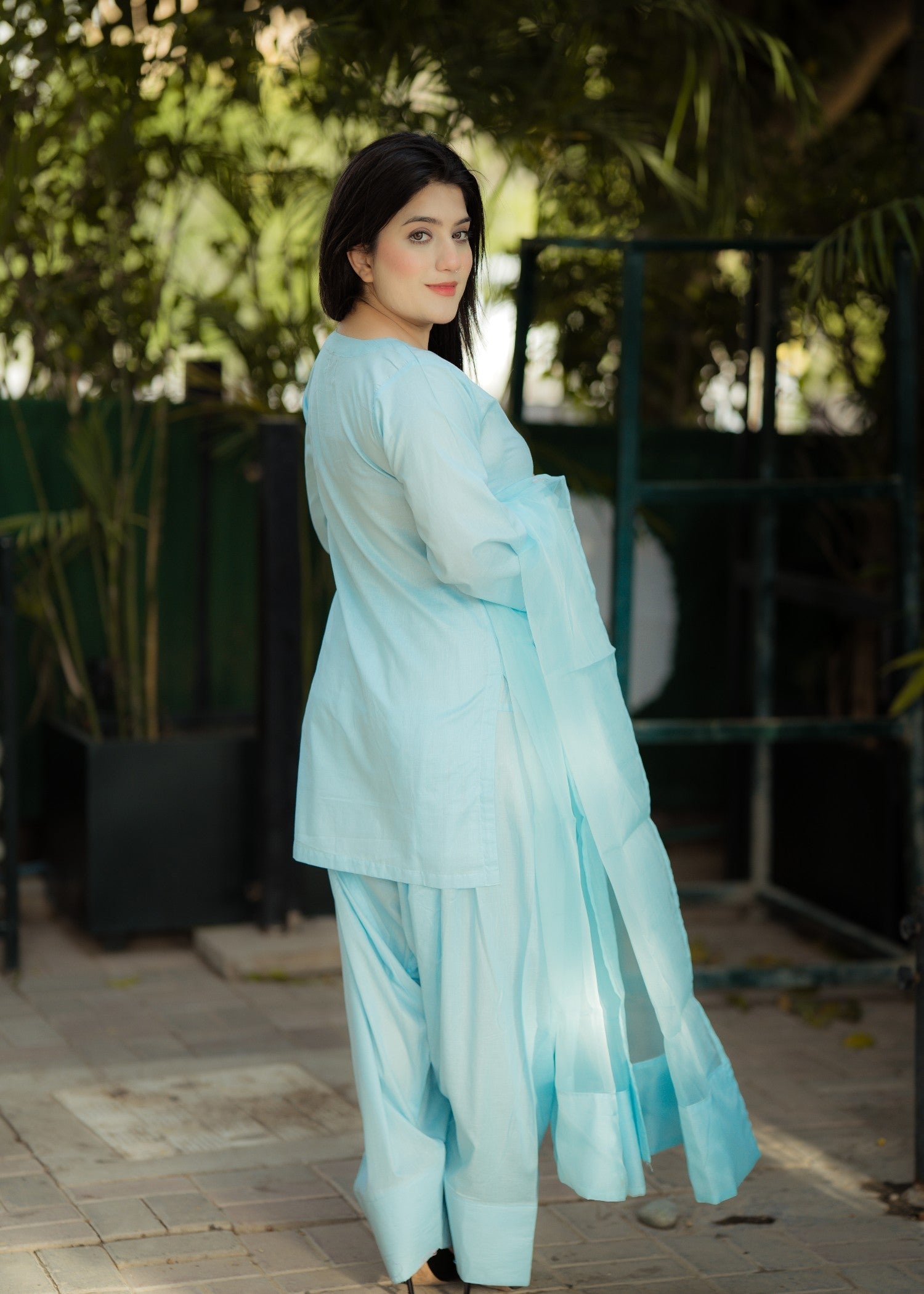 Kaamdar By Nofl Farooq Farshi Shalwar 009 Women 3pcs