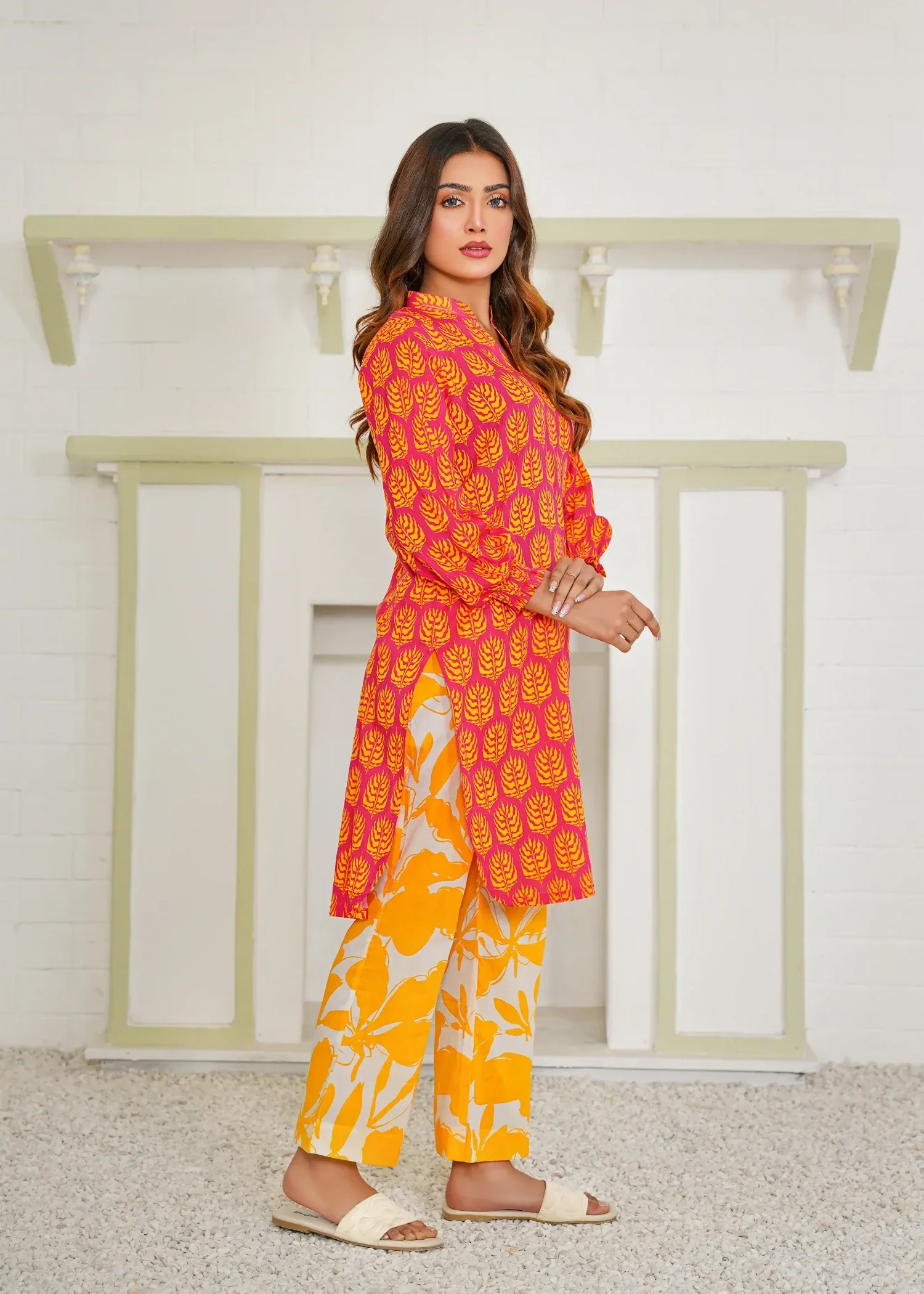 Qurb Tropical Tribe Women 2pcs