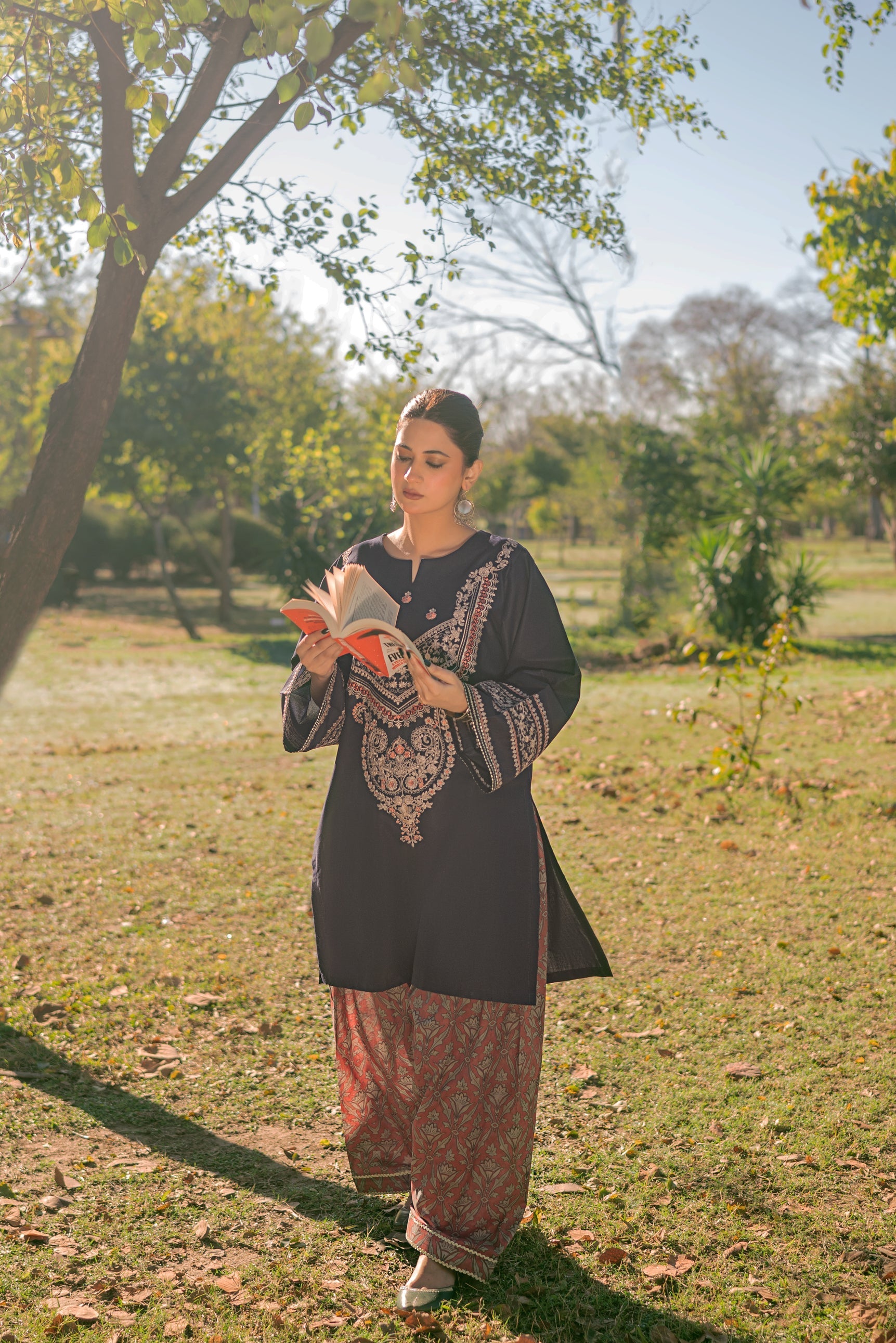 Urge Pret AMANI Women