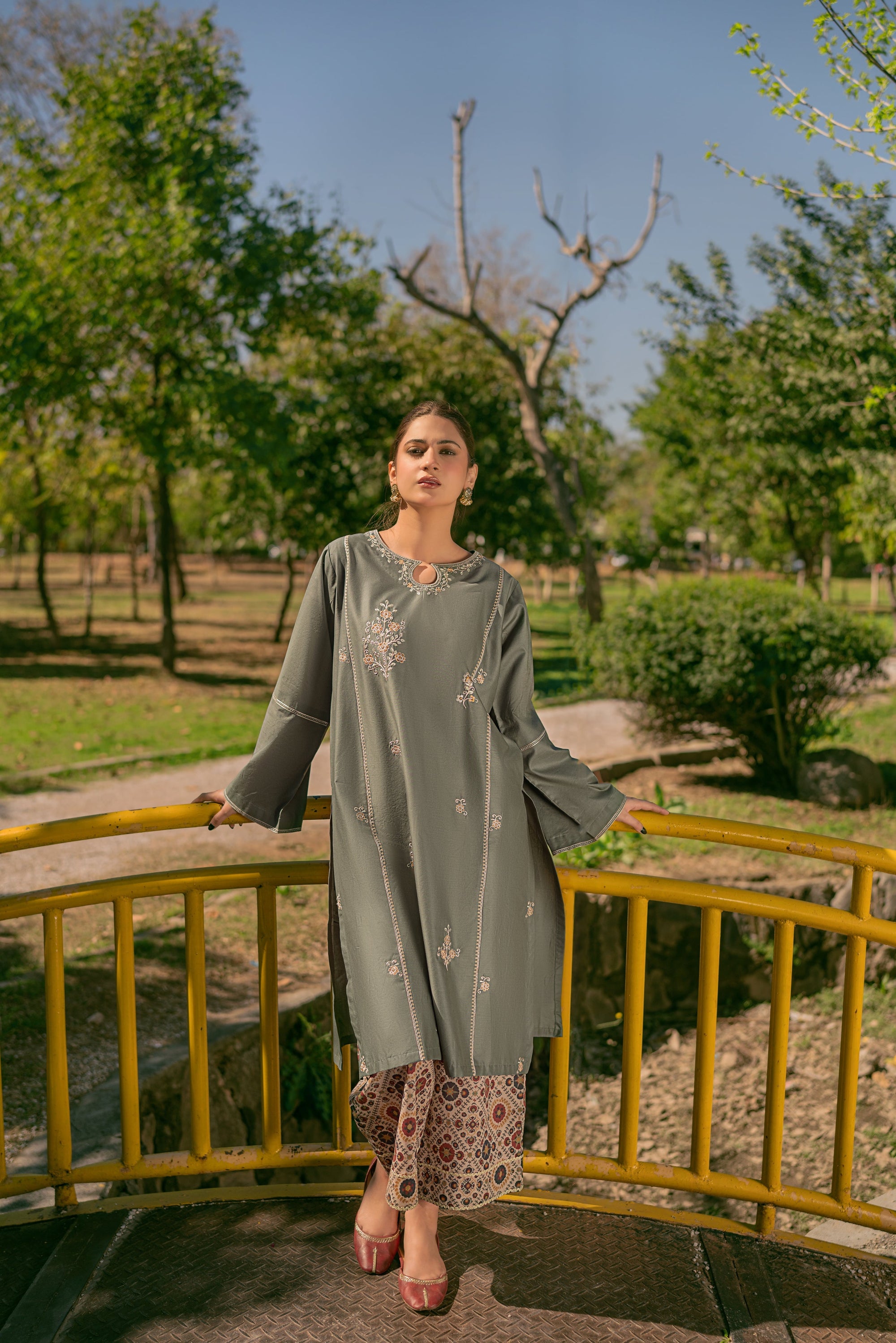 Urge Pret ZIRAH Women