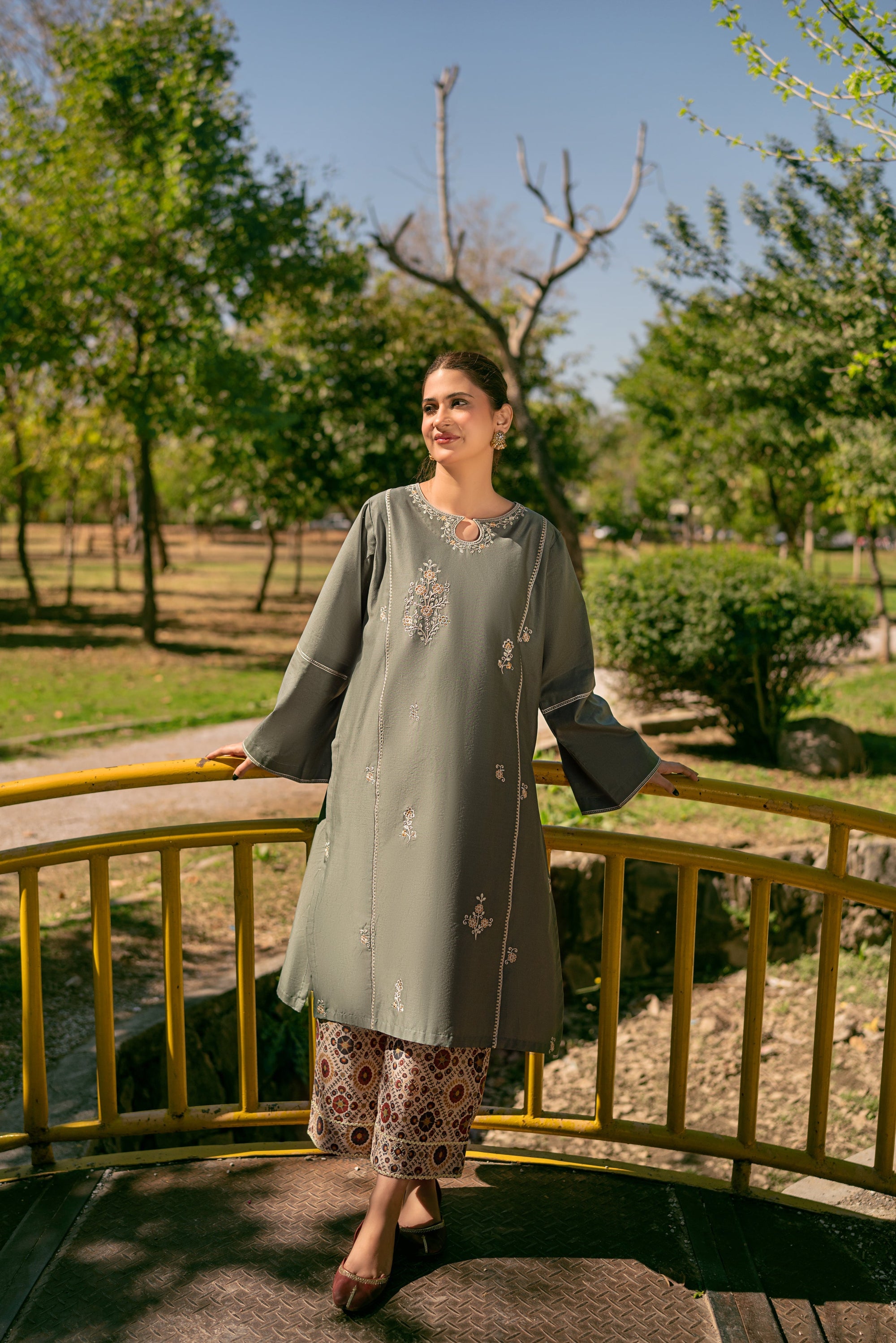 Urge Pret ZIRAH Women