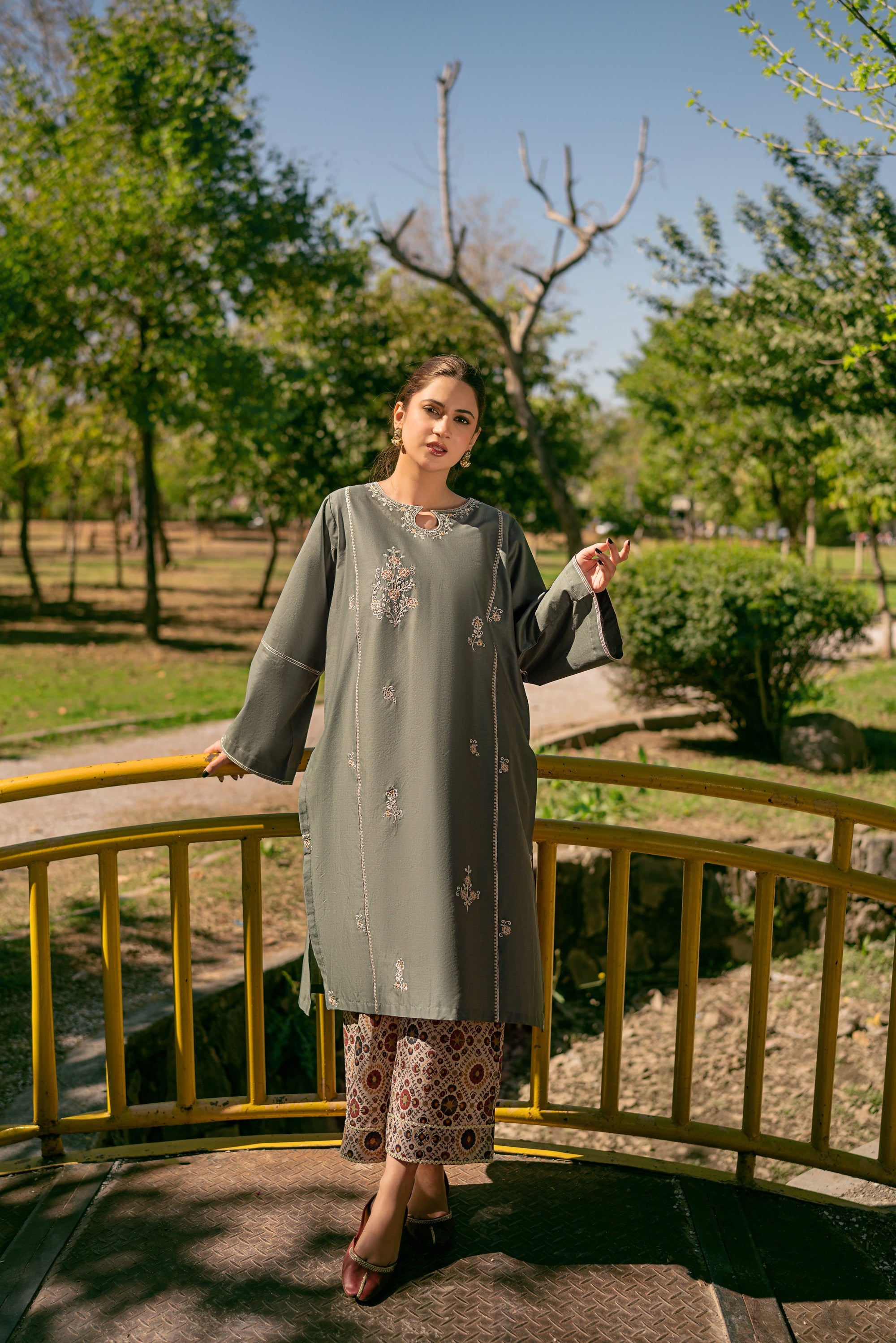 Urge Pret ZIRAH Women