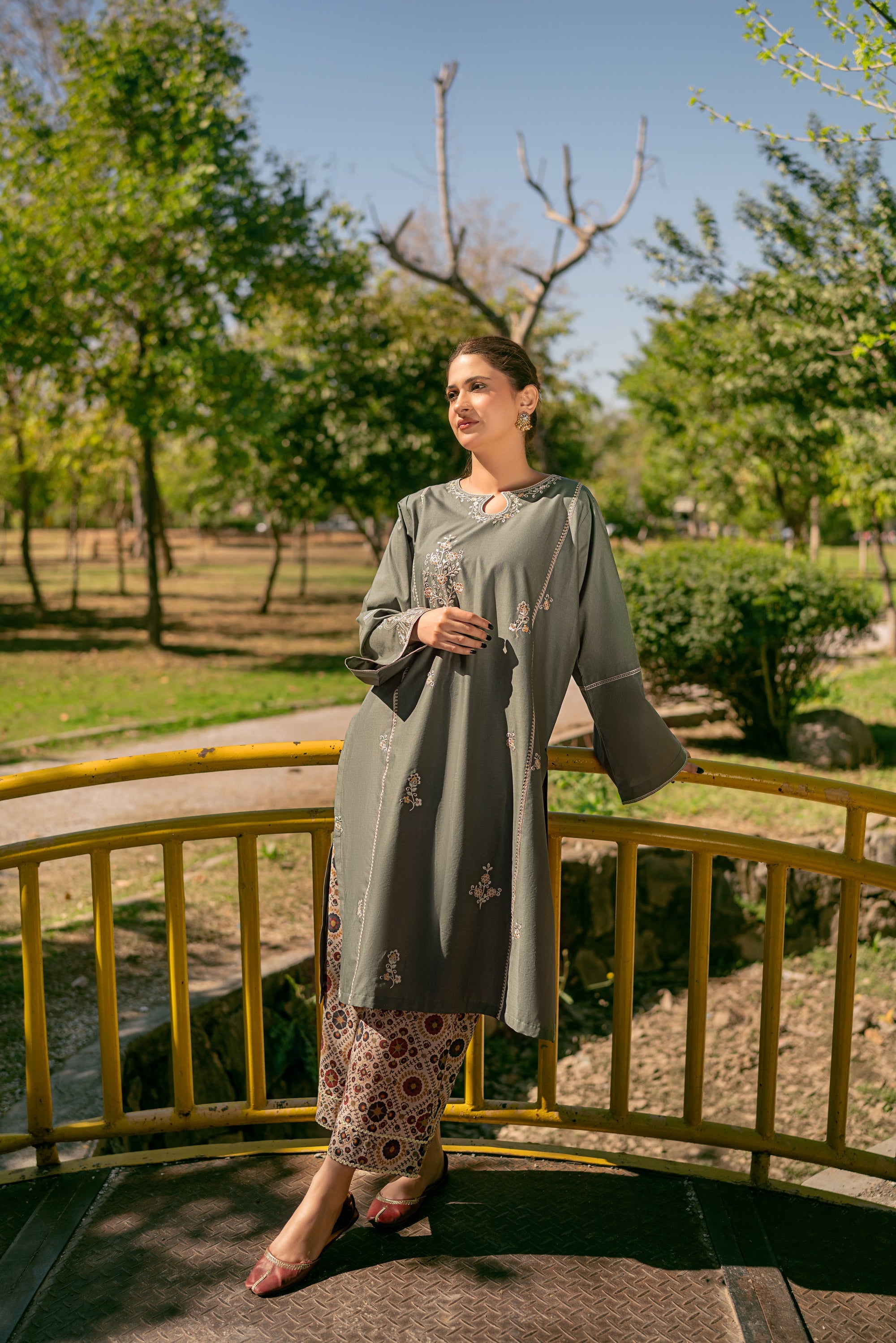 Urge Pret ZIRAH Women