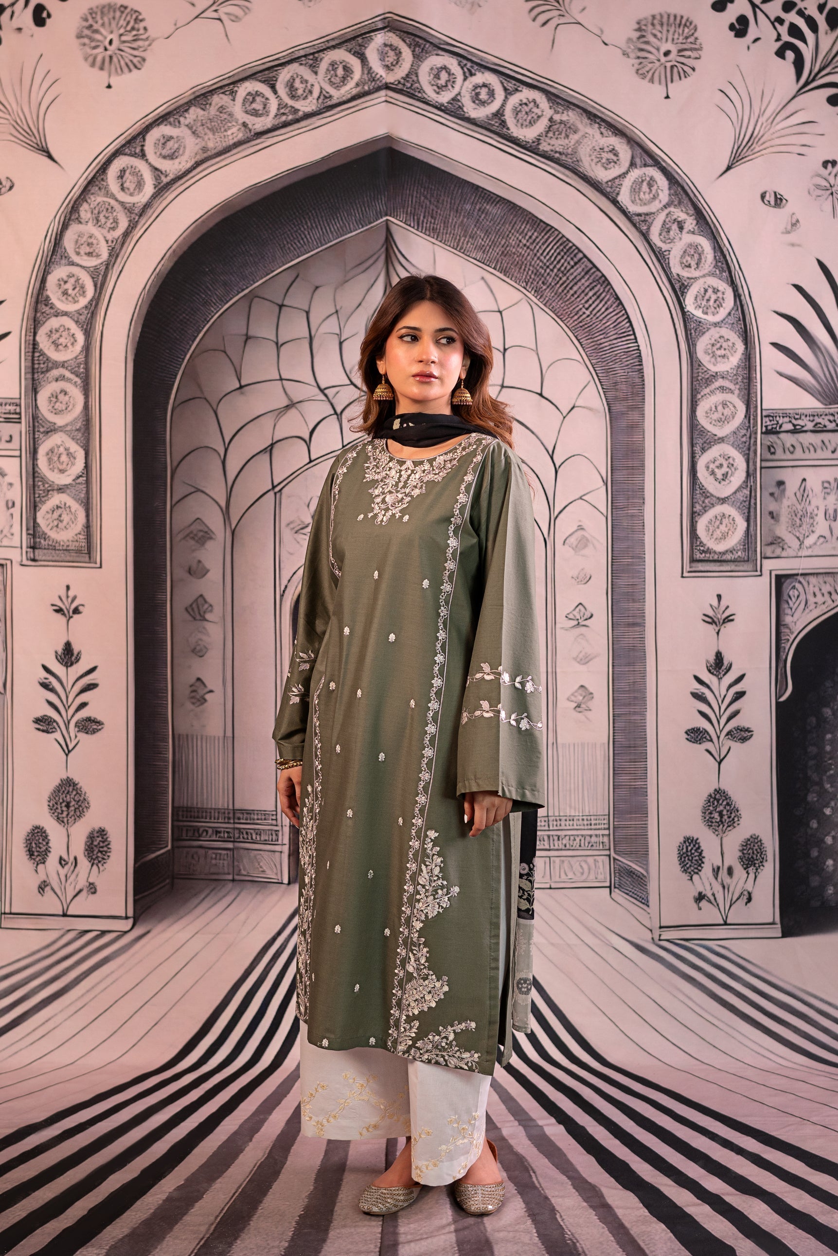 Urge Pret EMMANUEL Women