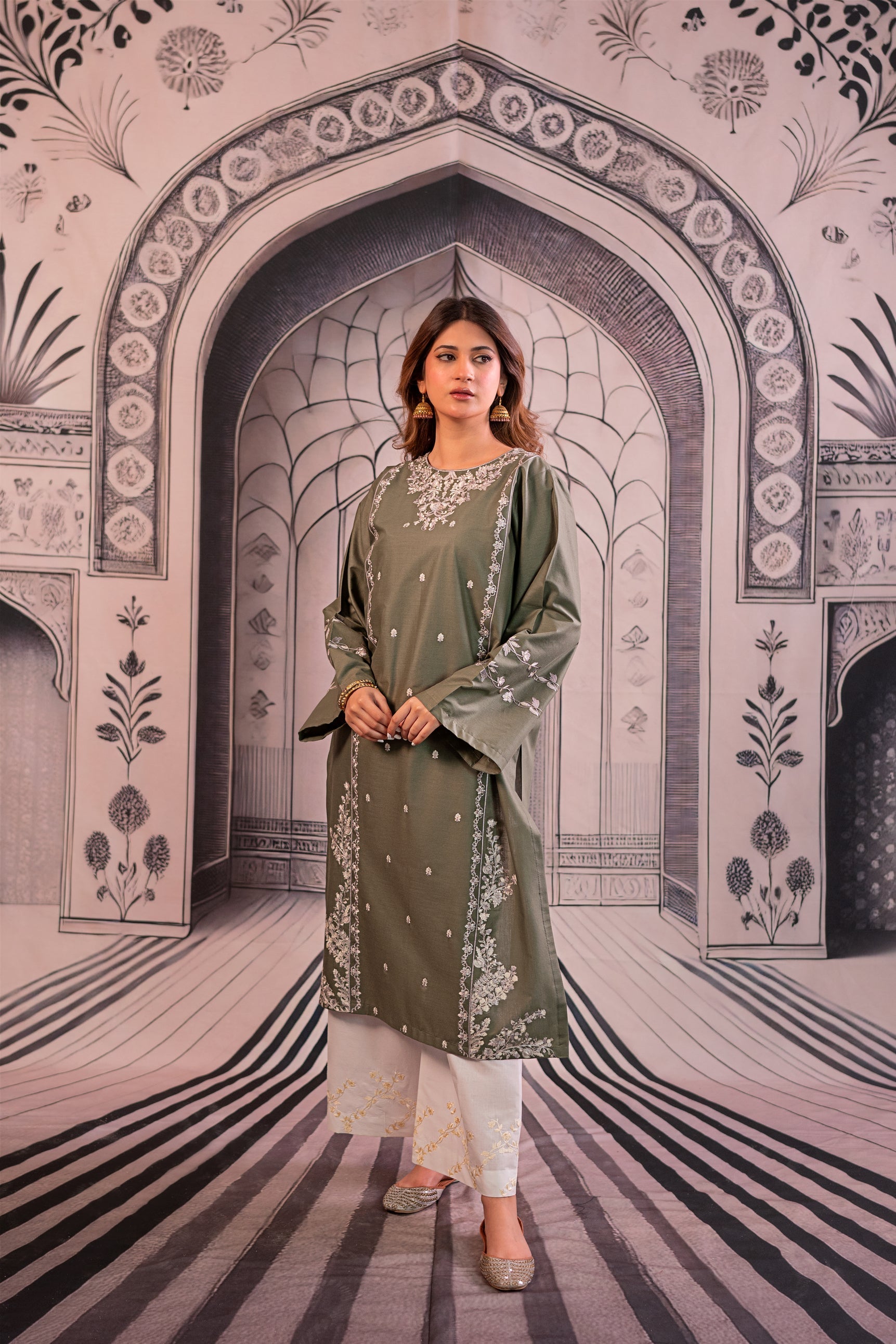 Urge Pret EMMANUEL Women