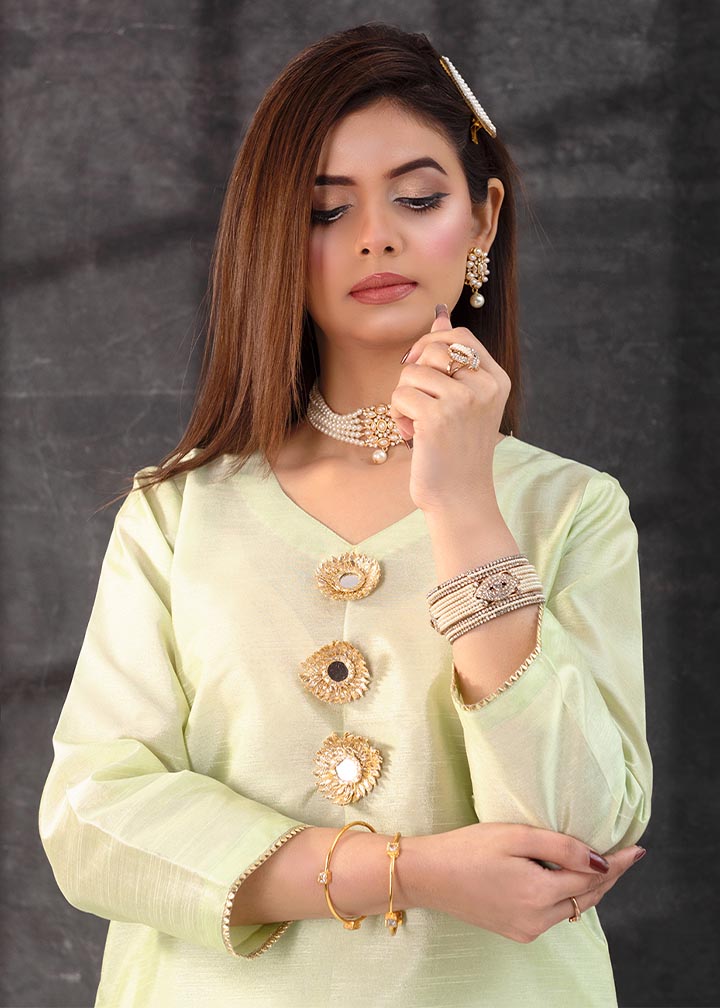 A&J Pistachio Women 2pcs