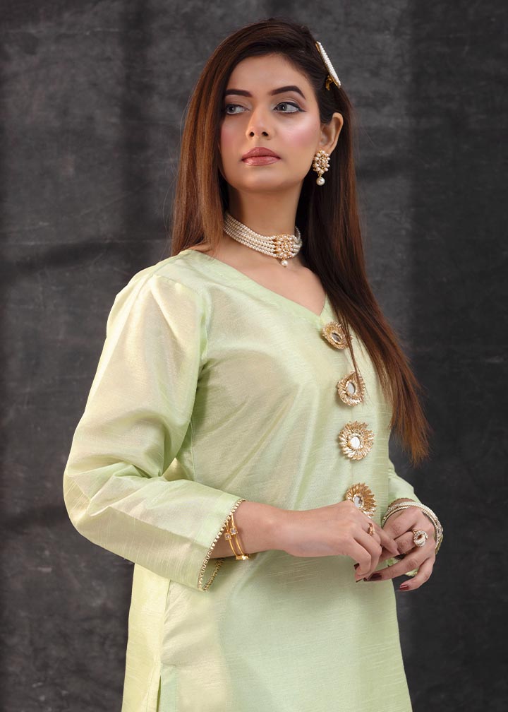 A&J Pistachio Women 2pcs